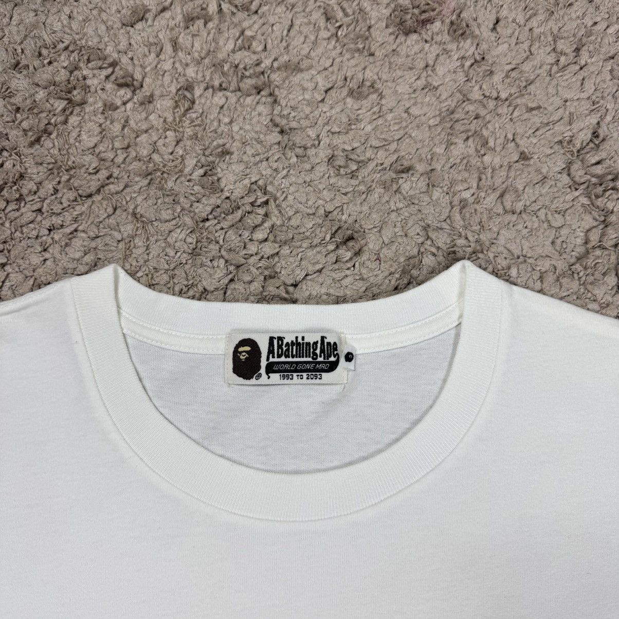 Bape Vintage Bape Square T-shirt Size US L / EU 52-54 / 3 - 9 Thumbnail