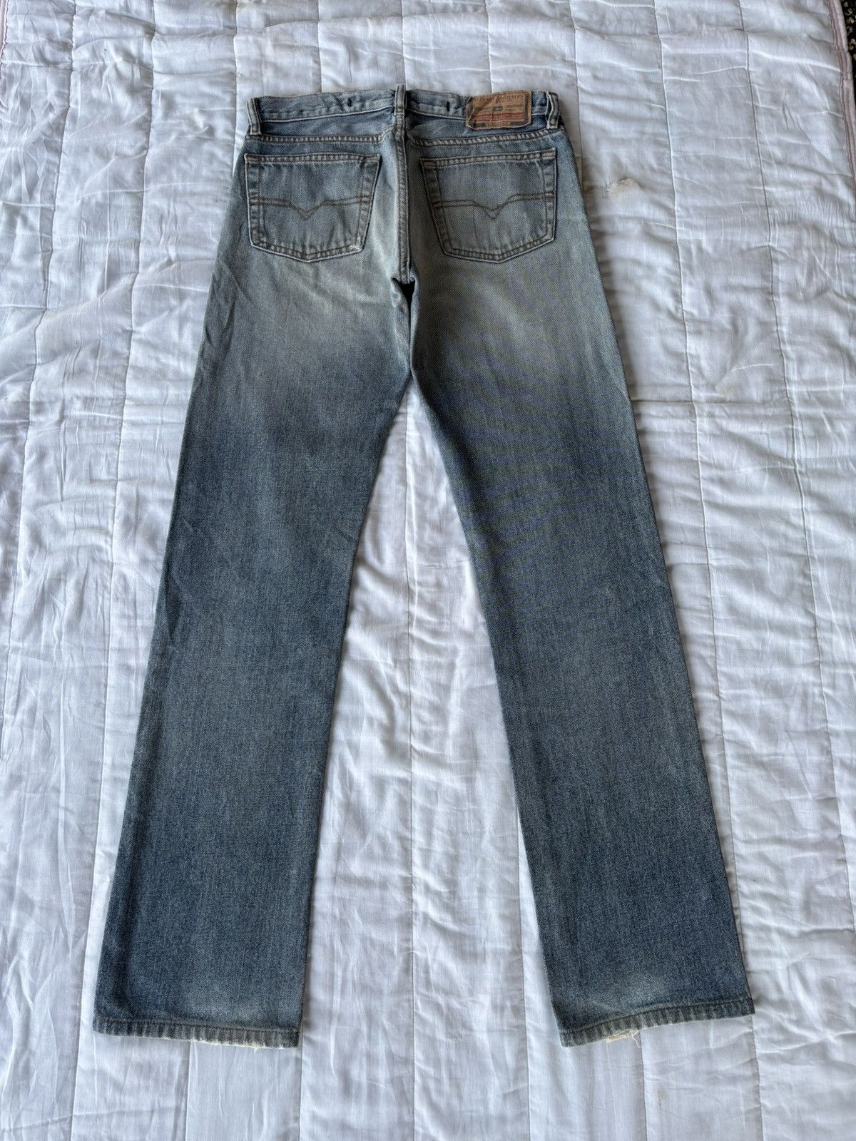 Diesel DIESEL INDUSTRY VINTAGE WASH REGULAR STRAIGHT JEANS Size 28" / US 6 / IT 42 - 2 Thumbnail