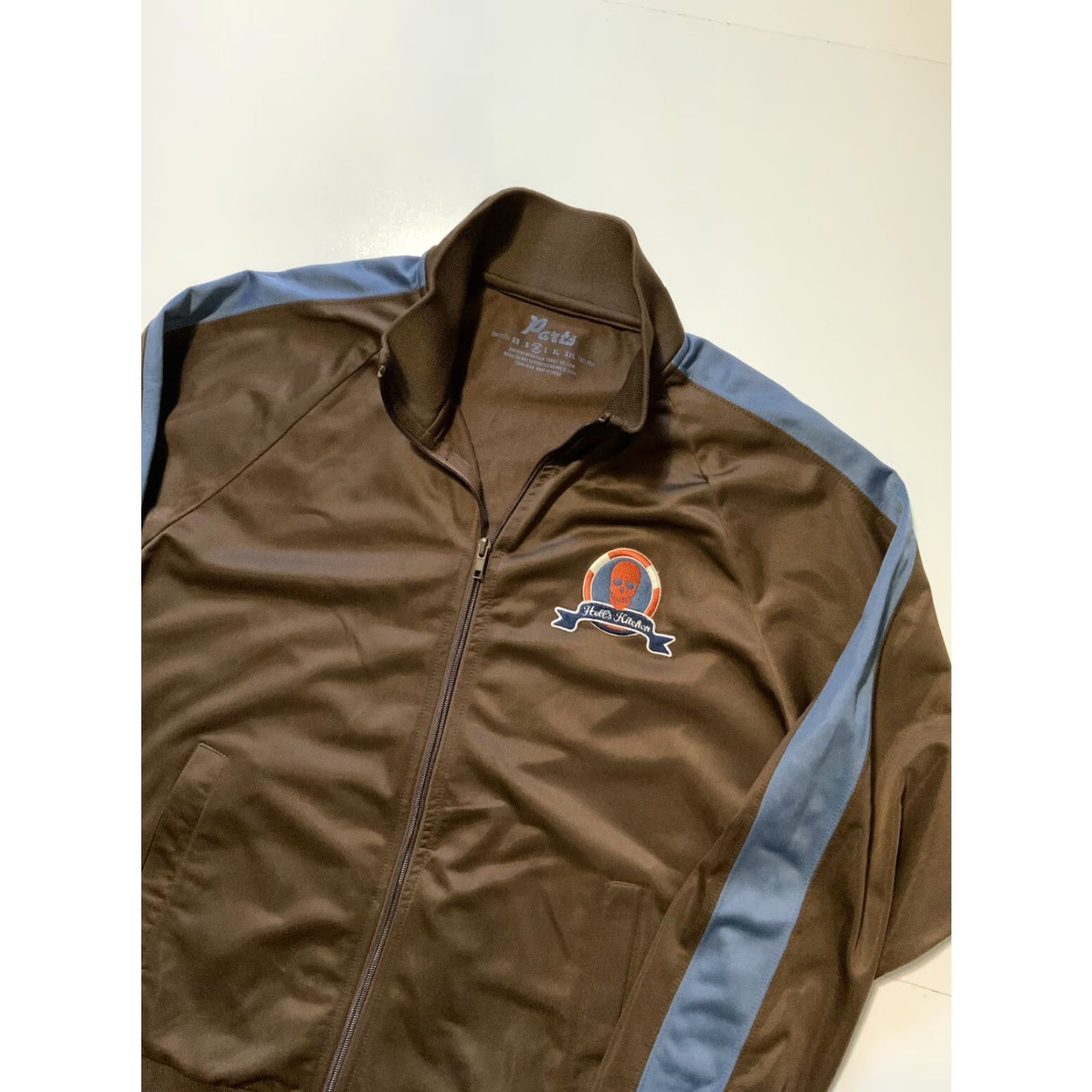 Vintage VINTAGE Parts Hell’s Kitchen 31 Skull Gordon Ramsay Brown Striped Race Track Jacket Sz.M Mens Track Brown Skull Striped Racing Size US M / EU 48-50 / 2 - 4 Thumbnail