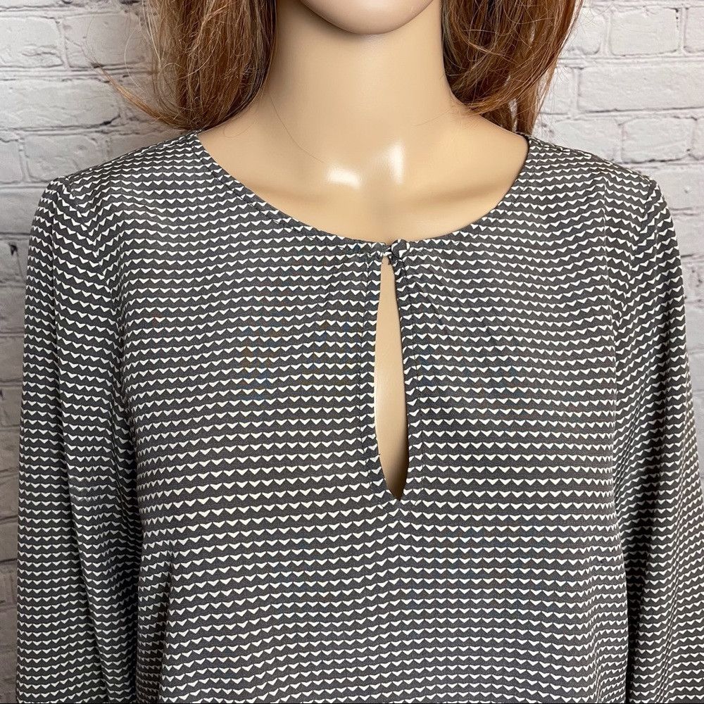Joie Joie Charcoal & White Long Sleeve Silk Blouse Size M Size M / US 6-8 / IT 42-44 - 2 Thumbnail