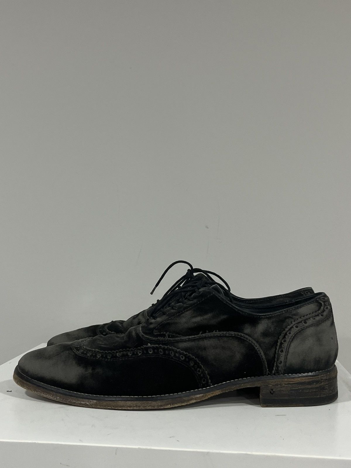 John Varvatos Fleetwood velvet brogues size 10.5. Size US 10.5 / EU 43-44 - 8 Thumbnail