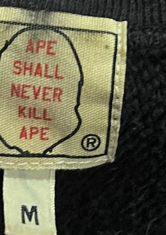 Bape Bape crew neck pullover sweatshirt Size US L / EU 52-54 / 3 - 4 Thumbnail