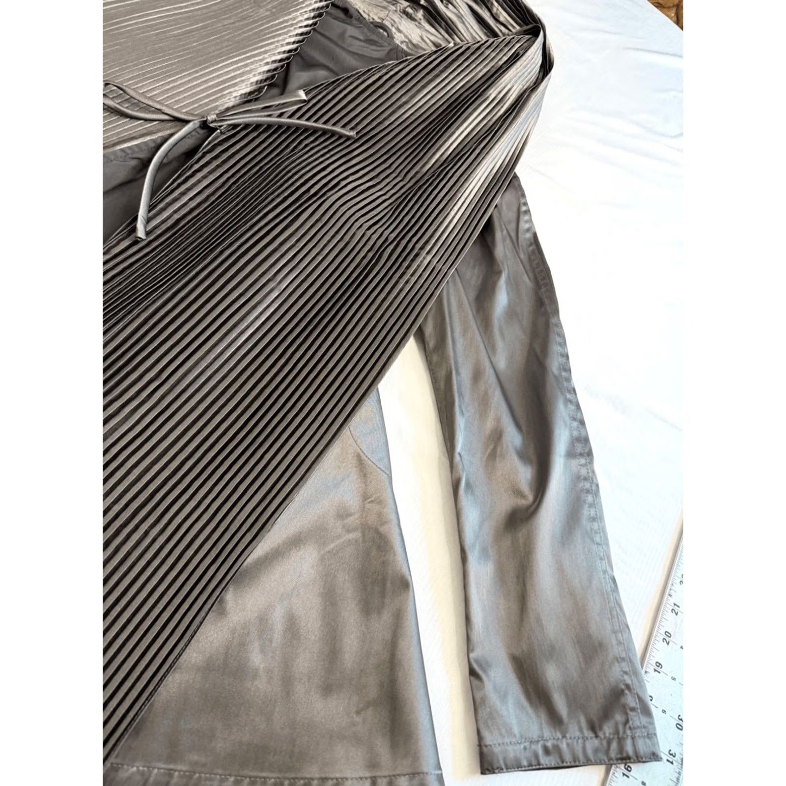 Mycra Pac Jacket Women Size S Grey Reversible Rain Coat Iridescent New in Gray, Women's — image 3 of 6