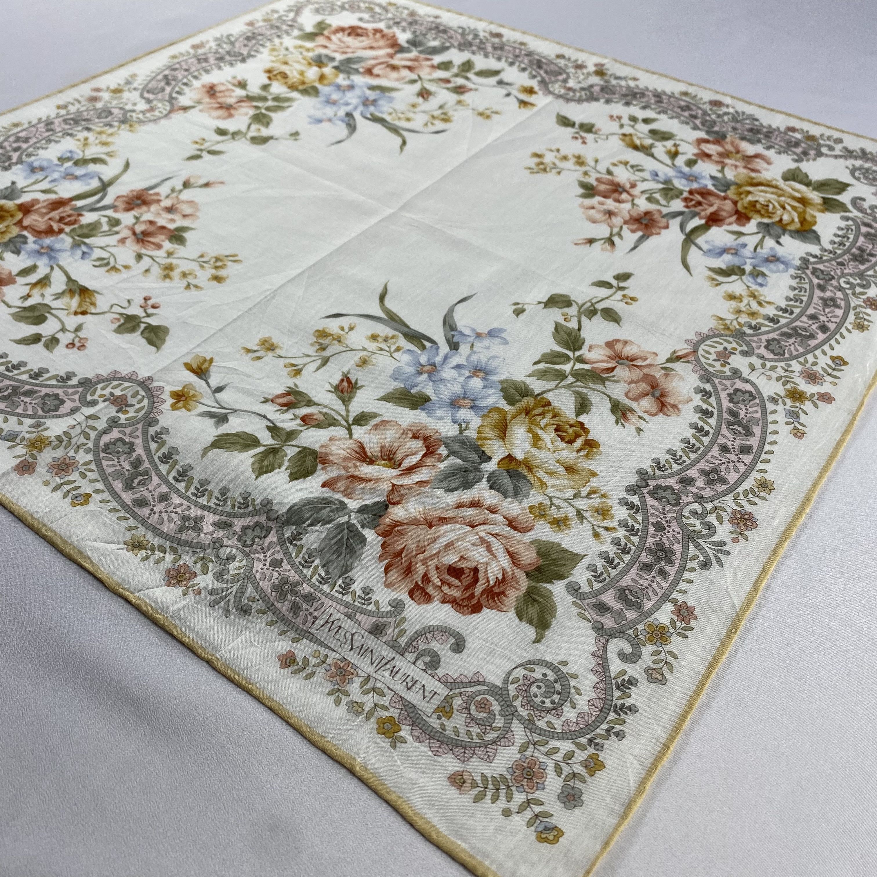 Vintage Yves Saint Laurent Handkerchief / Neckerchief-P1190 Size ONE SIZE - 2 Thumbnail