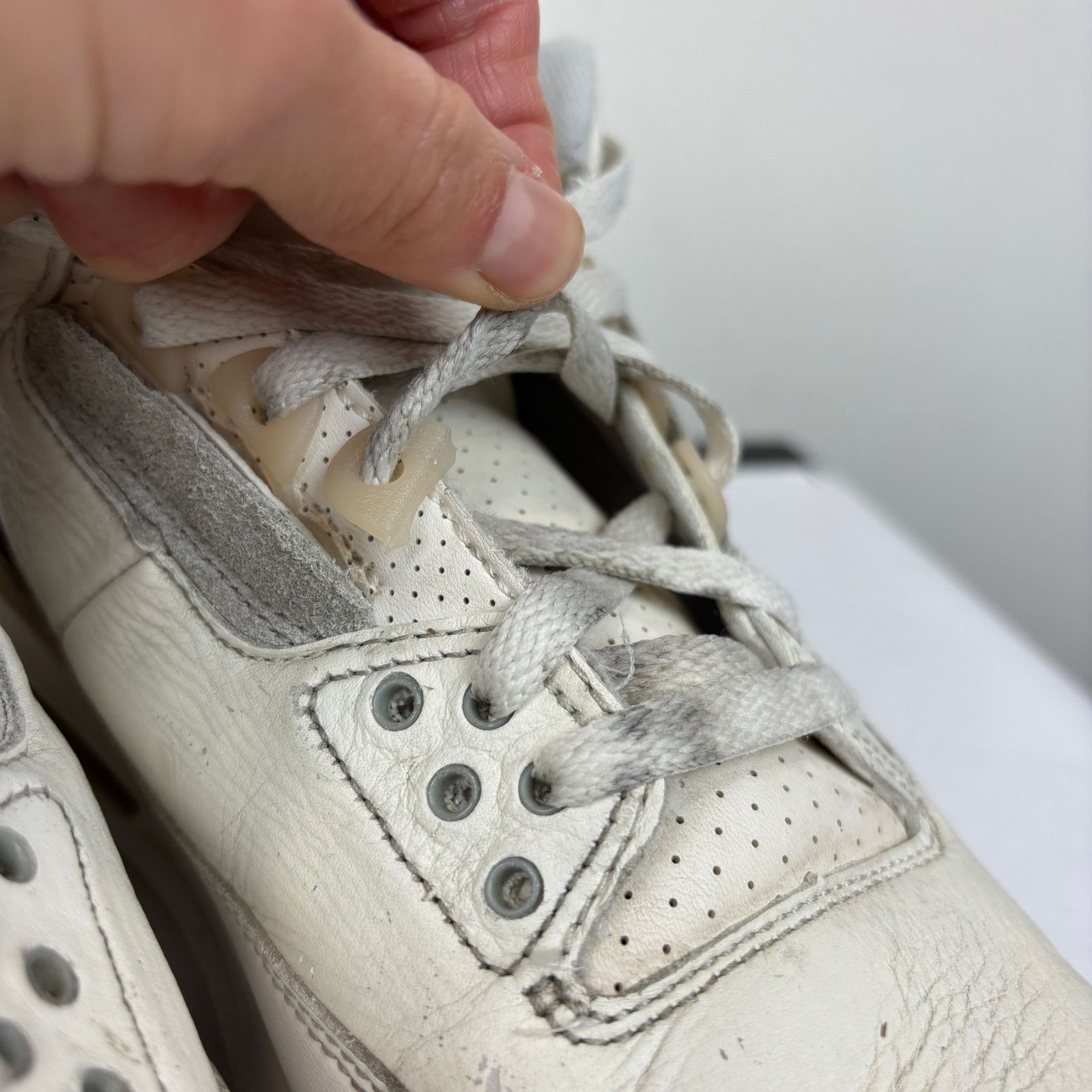 Jordan Brand × Nike Nike Air Jordan 3 Retro Craft Ivory Sneakers Shoes Men's 10 Size US 10 / EU 43 - 16 Thumbnail