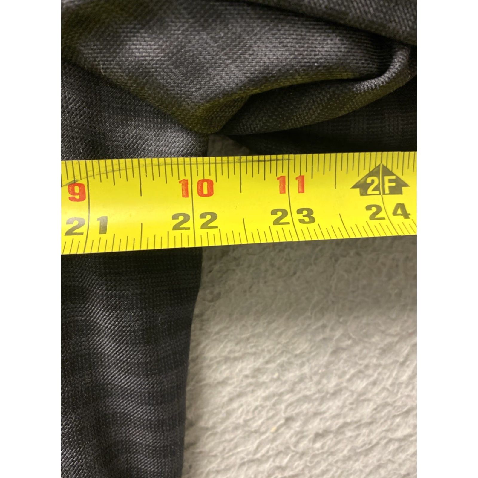 Calvin Klein Calvin Klein Men’s Gray Suit Jacket Blazer Sport Coat 44L Check Wool Blend Long Two-Button Notch Single-Breasted Regular Mens Size 44R - 5 Thumbnail