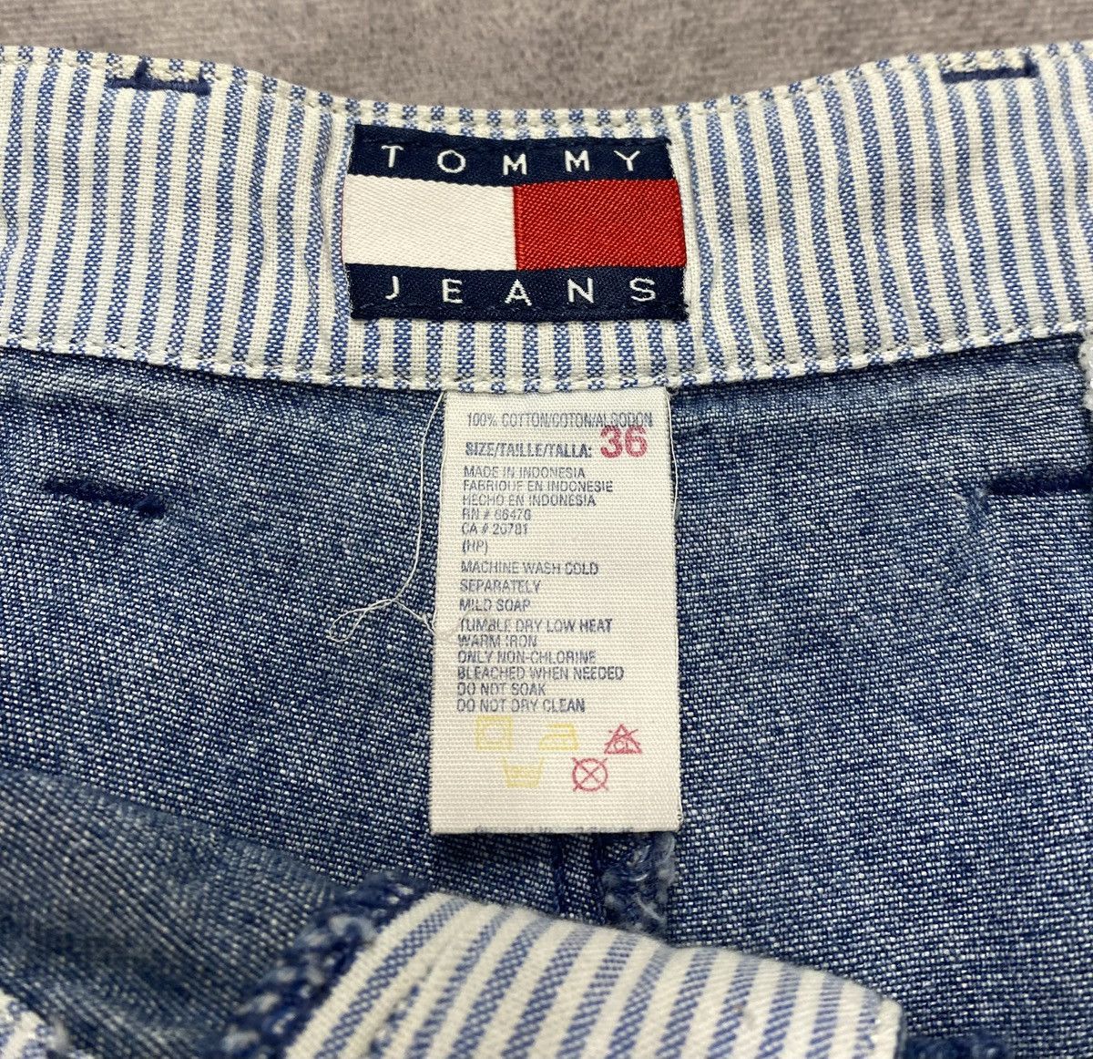 Tommy Jeans 90’s Vintage Tommy Hilfiger Tommy Jeans Shorts Size US 36 / EU 52 - 3 Thumbnail