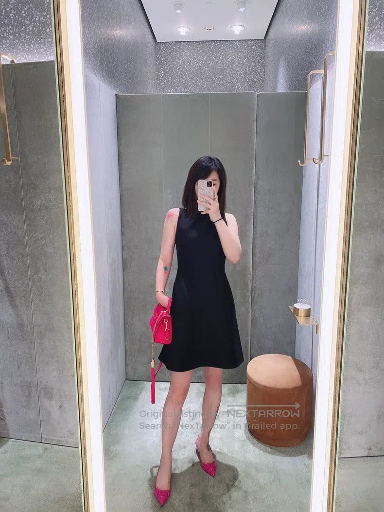 Valentino Valentino Silk dress Size XS / US 0-2 / IT 36-38 - 2 Thumbnail