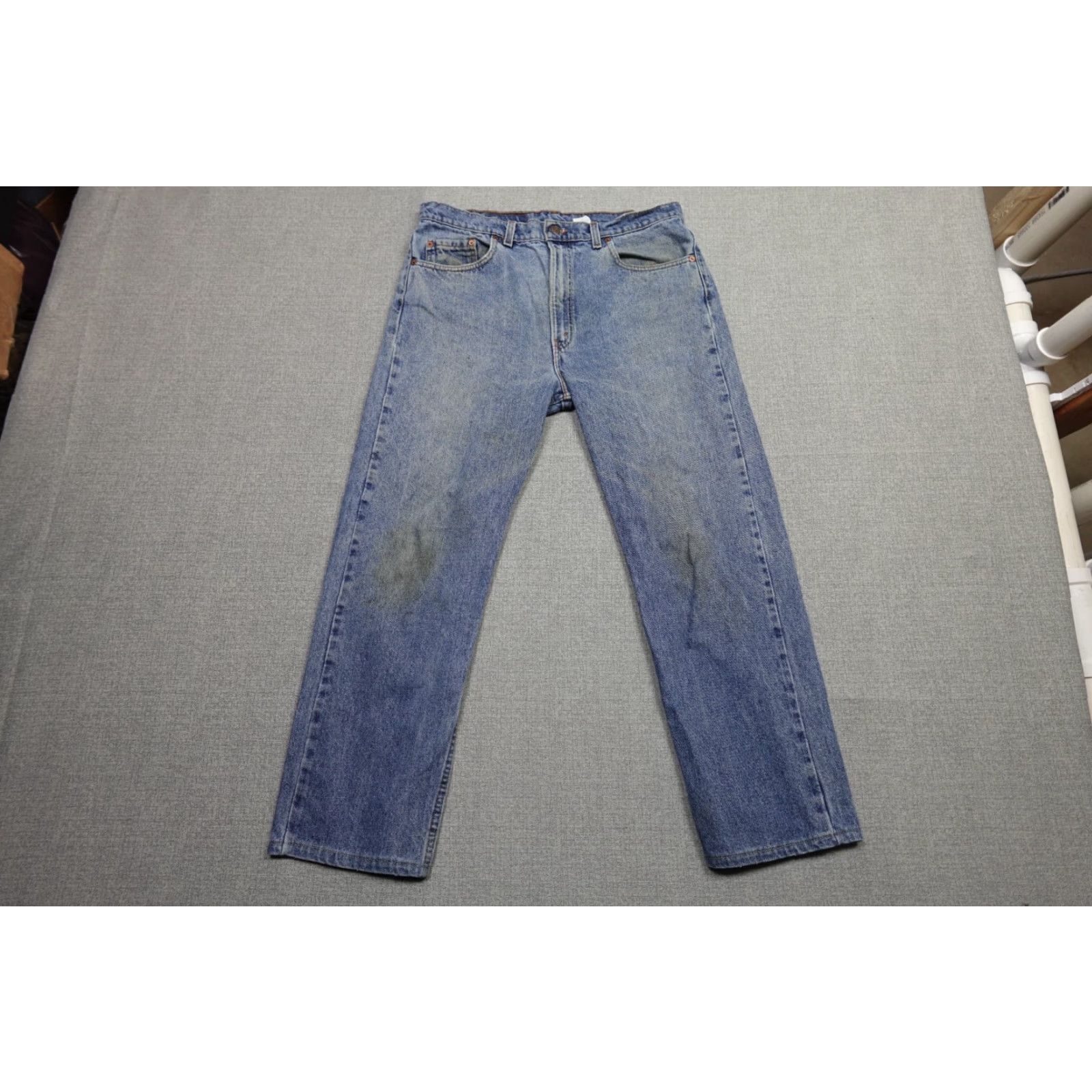 Levi's Levi's 505 Jeans Mens 36x32 Blue Regular Fit Straight Leg Light Wash Vintage Size US 36 / EU 52 - 2 Thumbnail