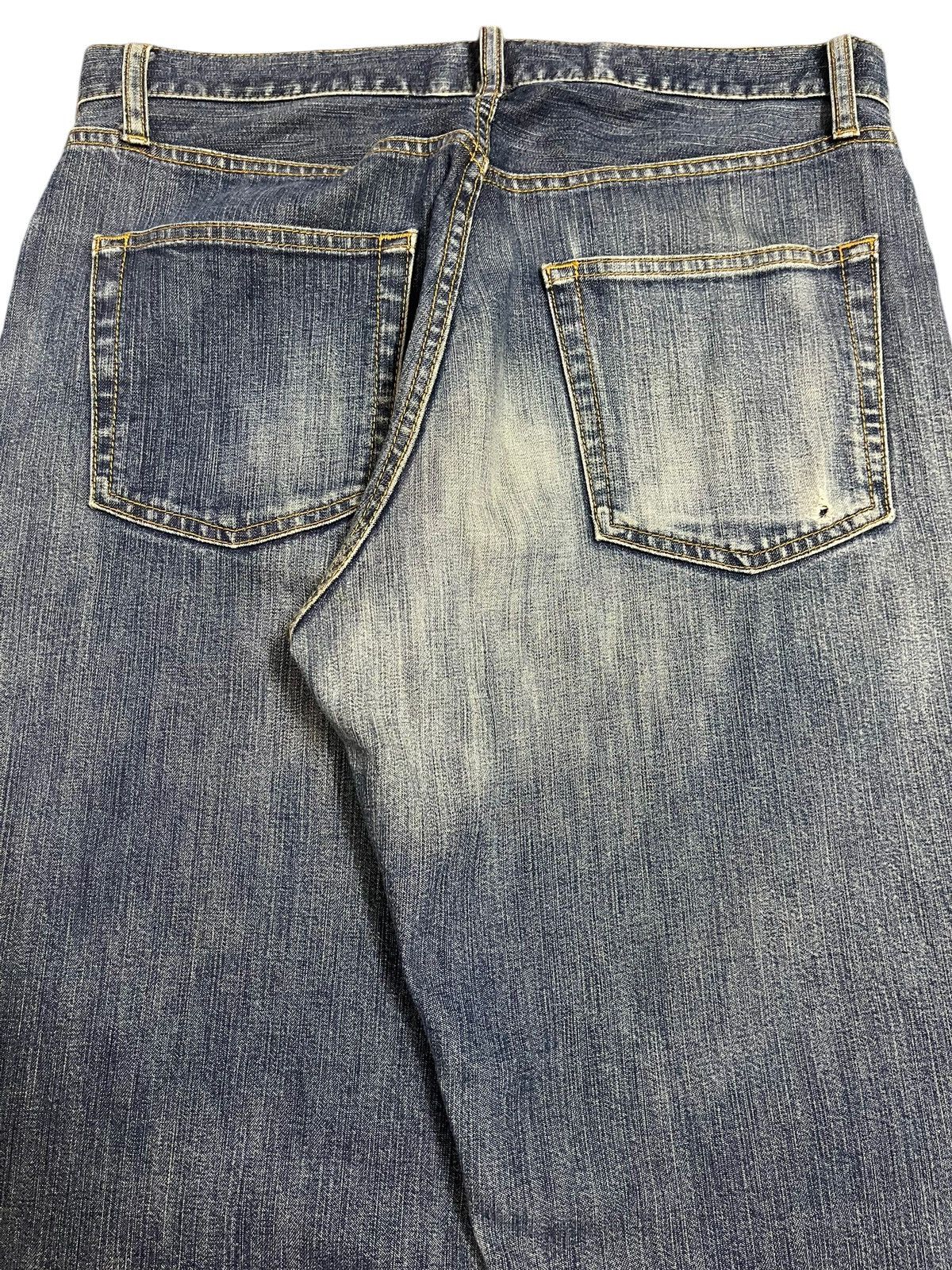 Uniqlo Vintage Japanese Uniqlo Blue Faded Wash Baggy Jeans Size US 33 - 6 Thumbnail