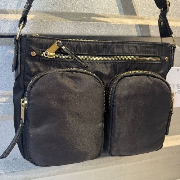 Other NWT TIME AND TRU ADJUSTABLE SHOULDER STRAP BLACK HANDBAG Size ONE SIZE - 2 Thumbnail