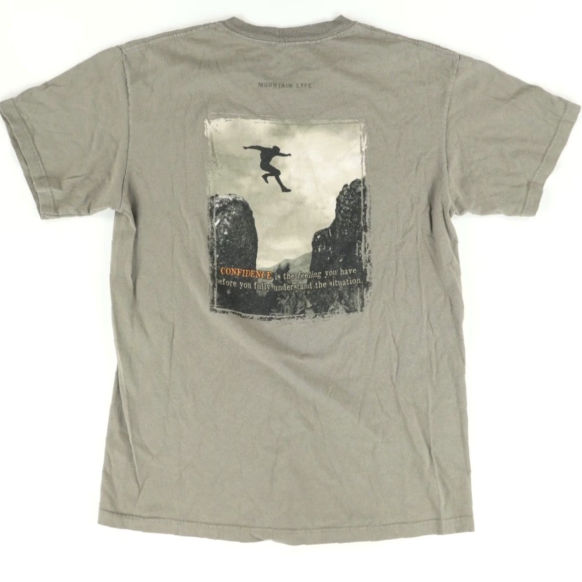 CO VINTAGE Mountain Life Shirt Green Men M Mountain Life Vail CO Hiking Climbing Solid T-Shirt Green Mens M Size US M / EU 48-50 / 2 - 4 Thumbnail