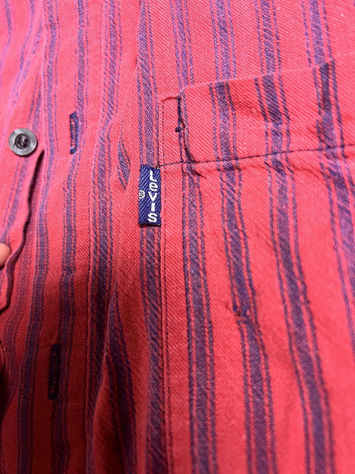 Levi's Vintage 90s Levi Striped Button Up Work Shirt / Red Size M Size US M / EU 48-50 / 2 - 4 Thumbnail
