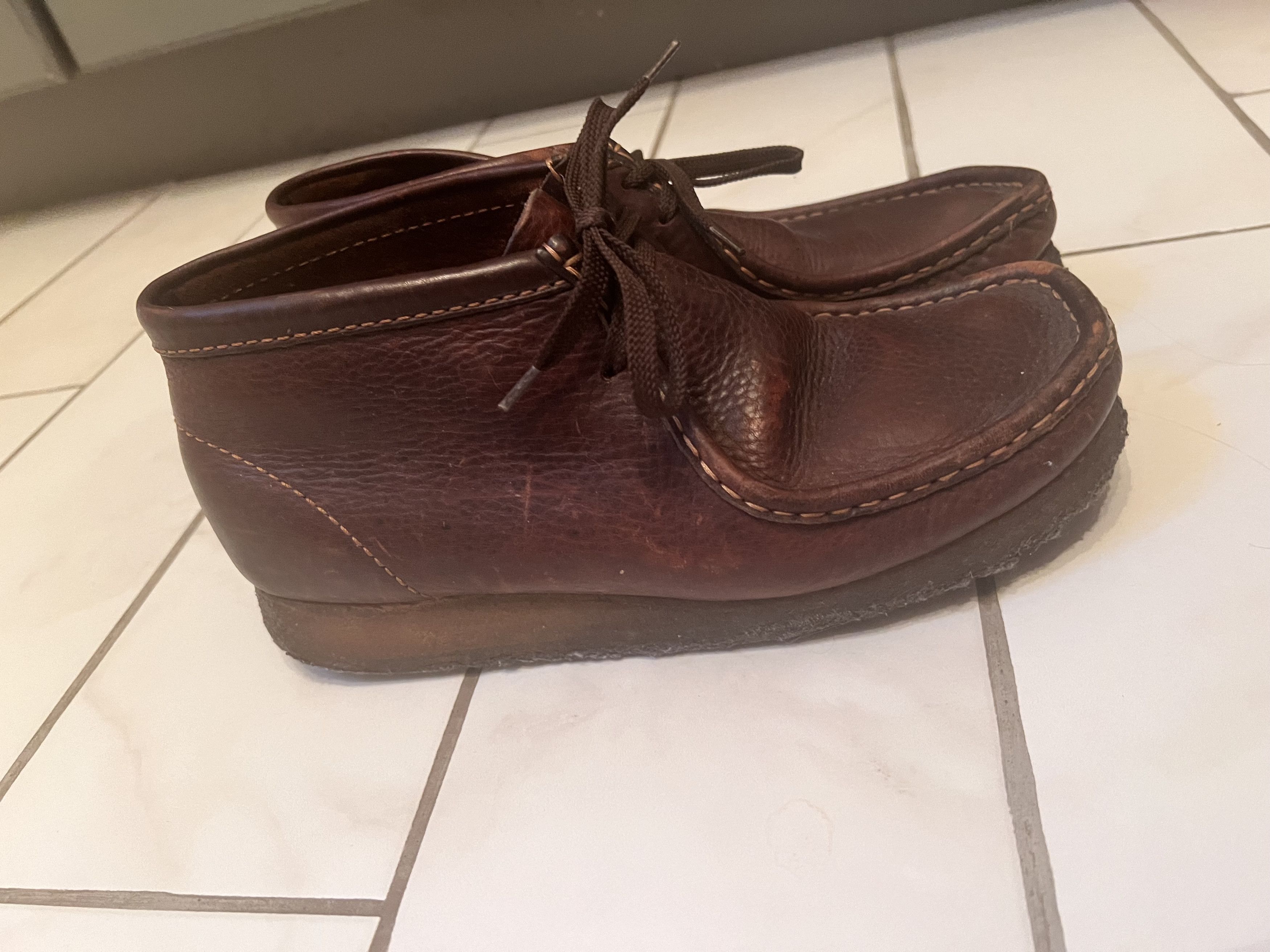 Clarks Clarks Waxed Leather Wallabee Size US 9.5 / EU 42-43 - 2 Thumbnail