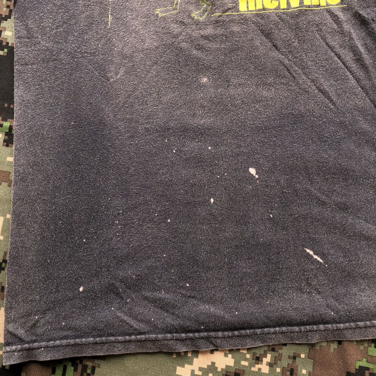 Band Tees × Vintage Vtg 00s Melvins Happy Halloween Bitch Band Tshirt Size US M / EU 48-50 / 2 - 7 Thumbnail