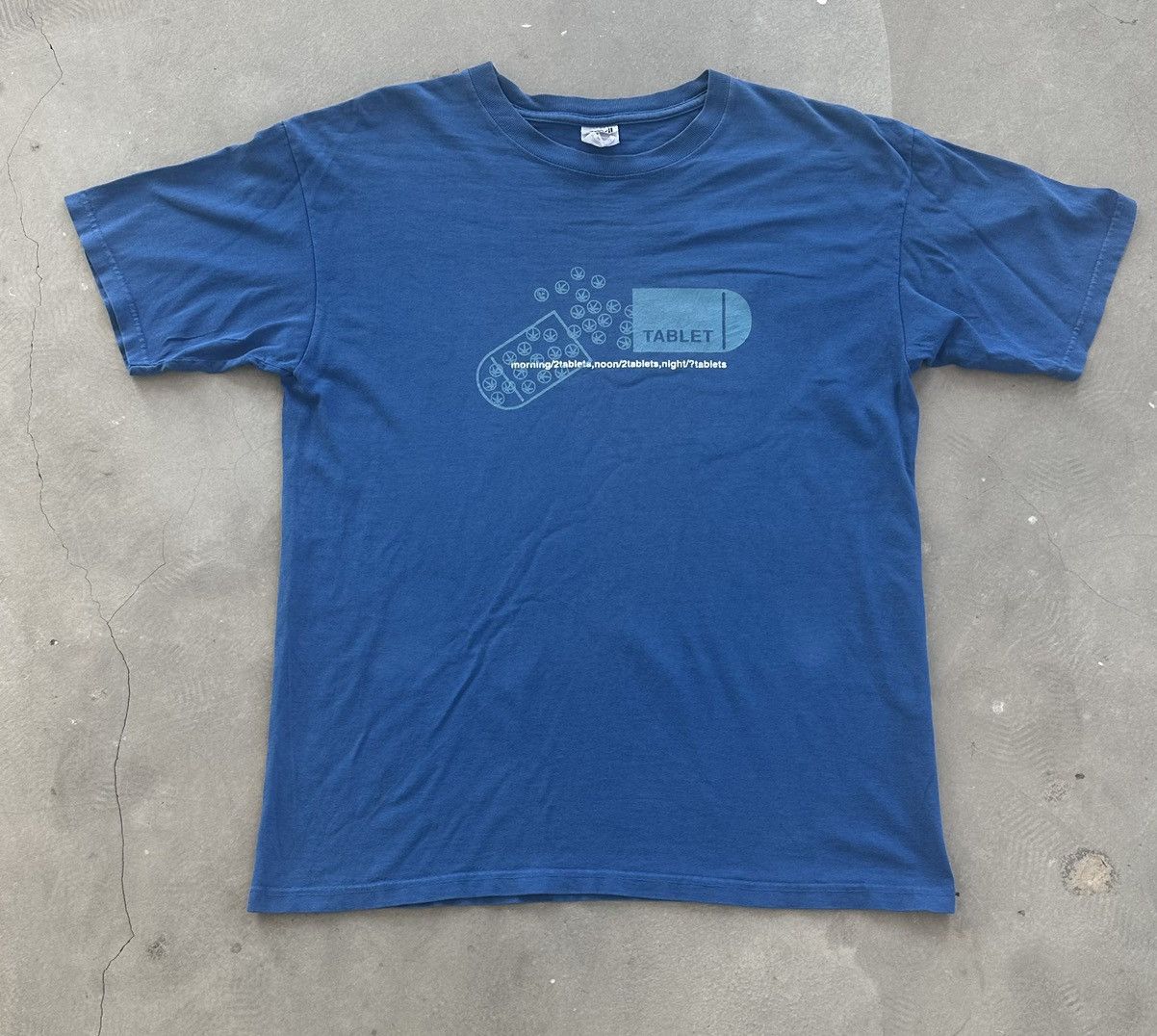 Anvil × Vintage VINTAGE TABLET MARIJUANA DRUGS TEE Size US L / EU 52-54 / 3 - 1 Thumbnail