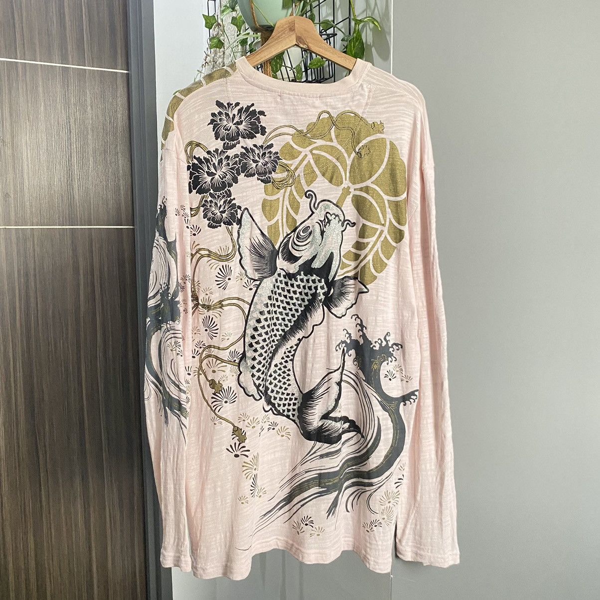 Japanese Brand Vintage Y2K Japanese Traditional Koi Fish Design L/S Tshirt Size US XL / EU 56 / 4 - 1 Thumbnail