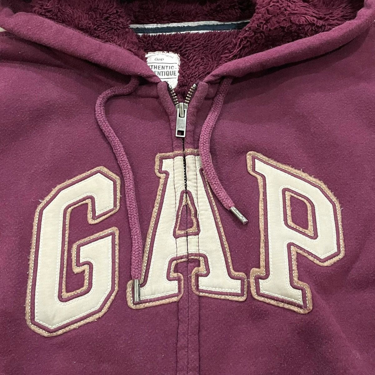 Gap × Vintage Vintage Gap Sherpa Fleece Jacket Full Zip Big Logo Hoodie Size US XL / EU 56 / 4 - 4 Thumbnail