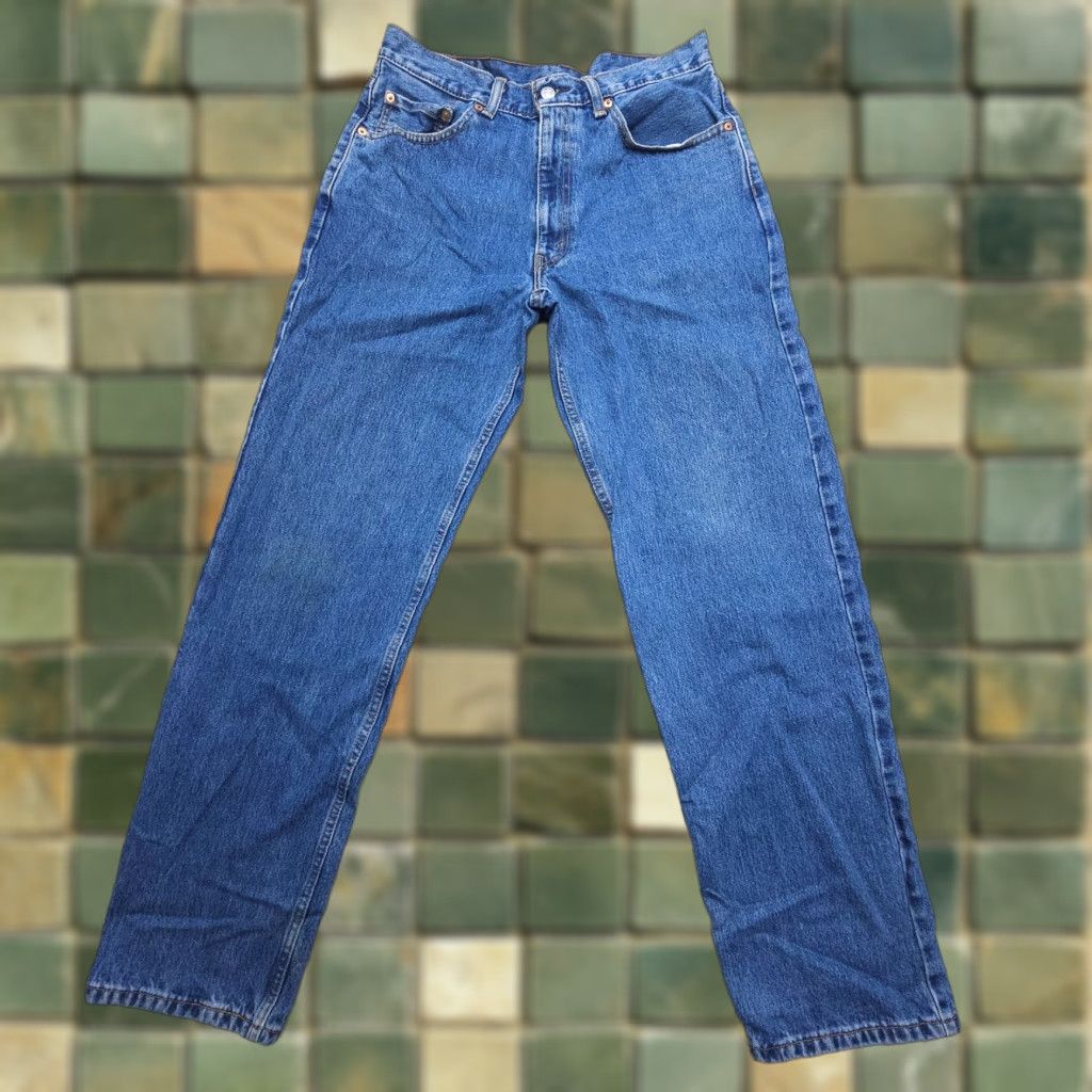 Levi's Levi's 550 Jeans Mens 34x34 Blue Denim Relaxed Tapered 5-Pocket Zip Regular Waist Medium Wash Vintage: No? Size US 34 / EU 50 - 1 Thumbnail