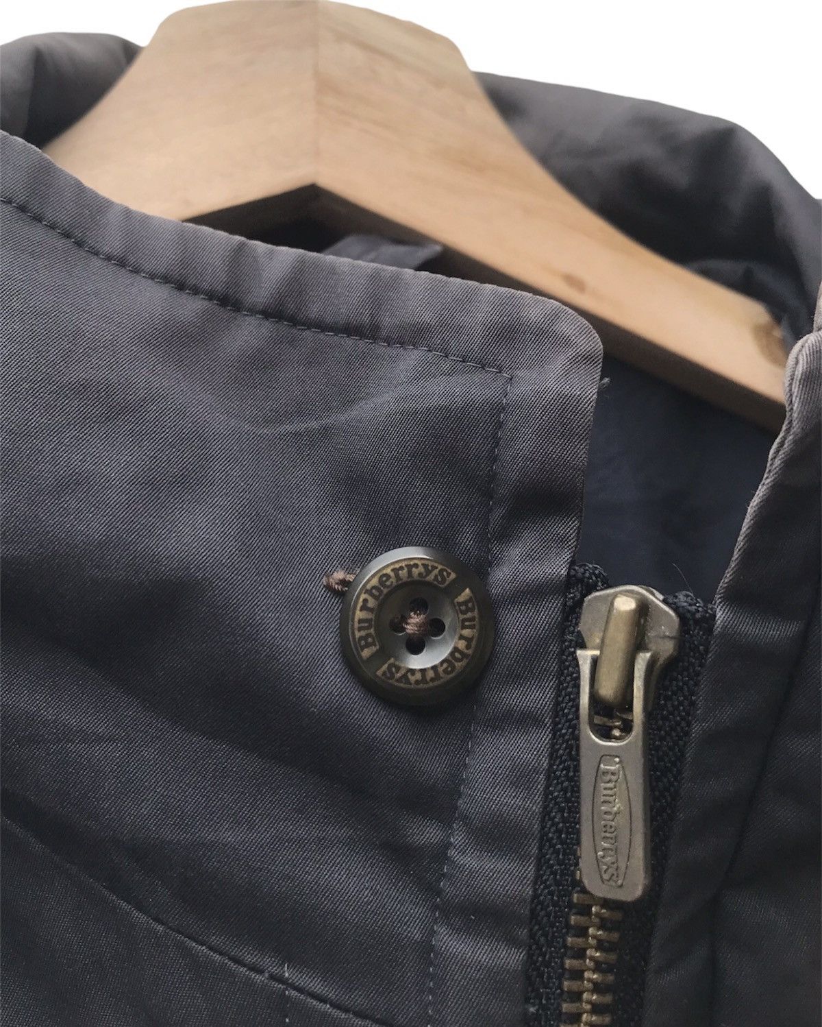 Burberry Sun Faded Burberry Hood With Removable Lining Jacket Size US S / EU 44-46 / 1 - 9 Thumbnail