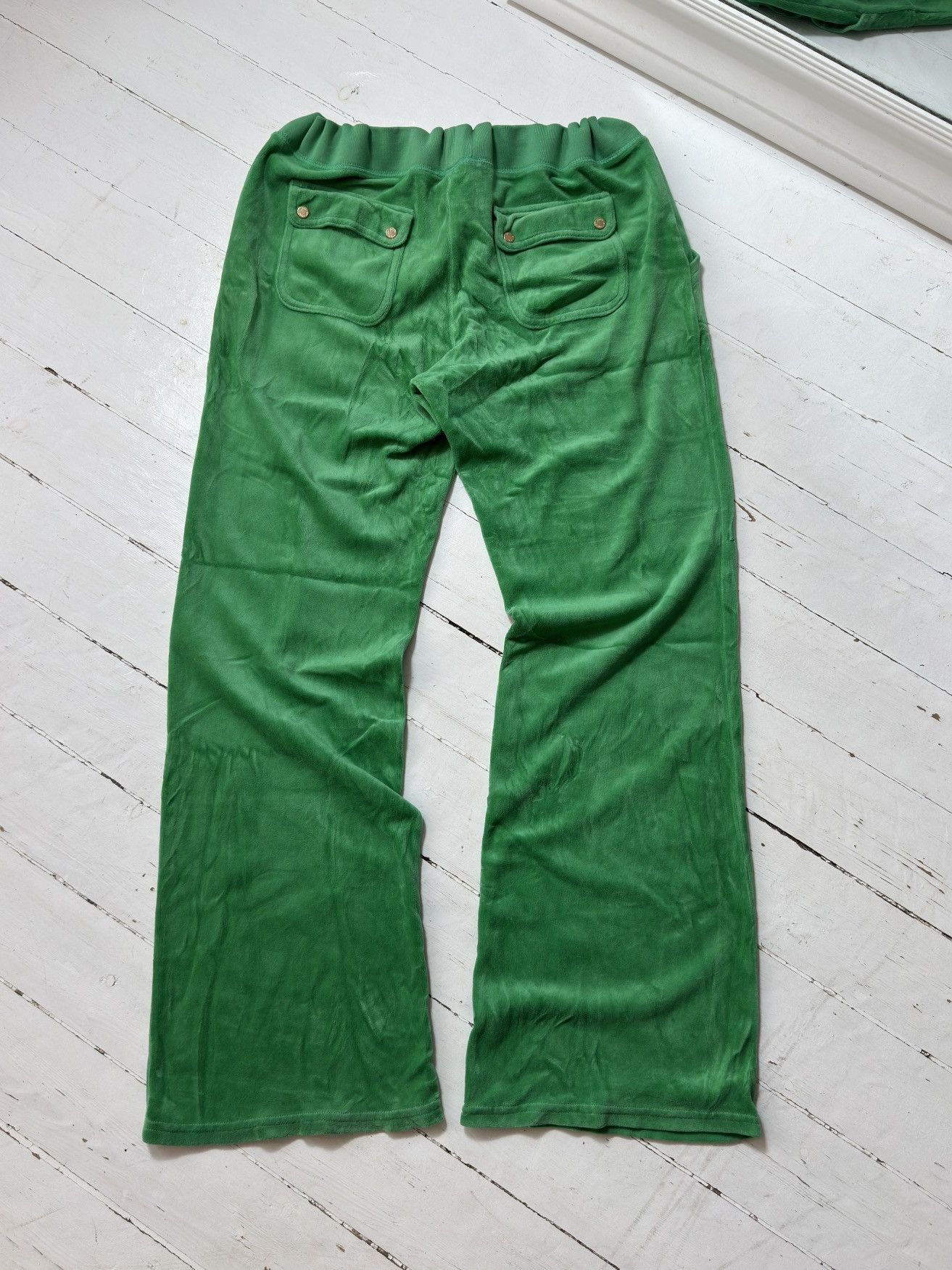 Juicy Couture VINTAGE VELOUR JUICY COUTURE 2000s GREEN PANTS Size 32" / US 10 / IT 46 - 12 Thumbnail