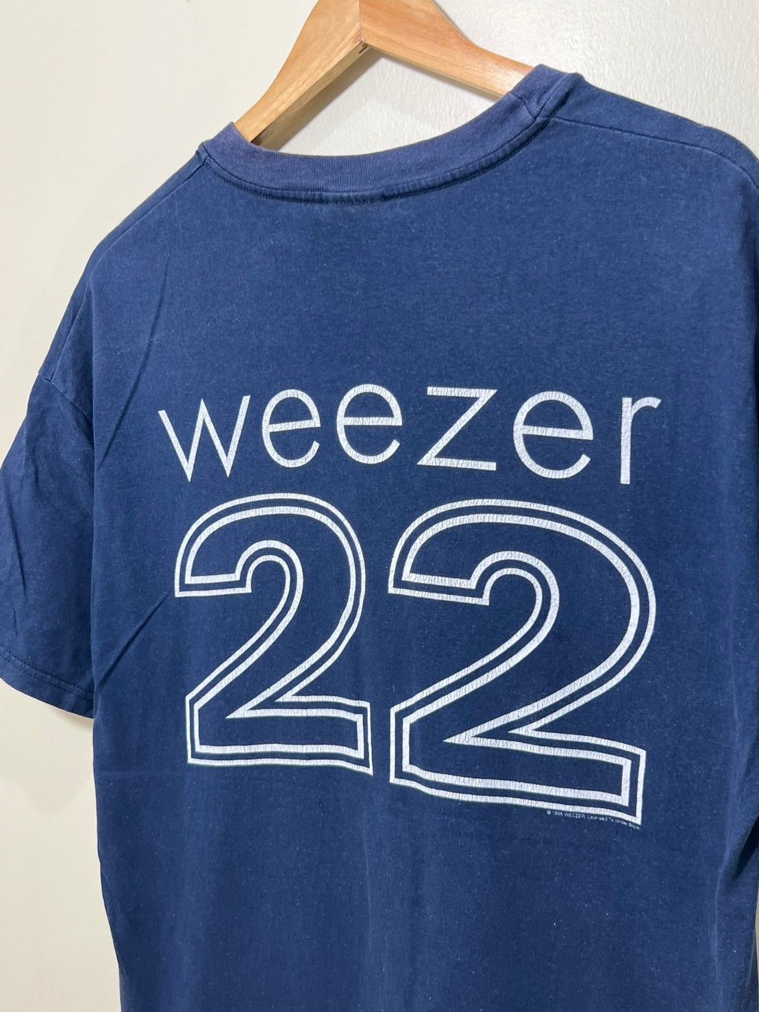 Vintage 1995's Weezer 22 Rock Music American Rock bnz01