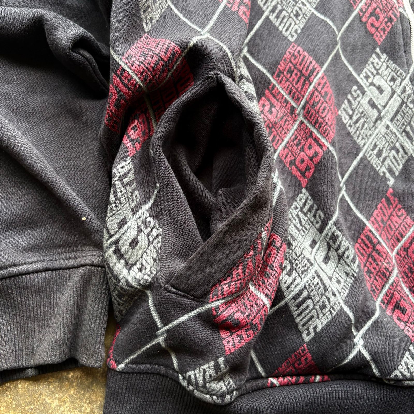 Southpole Rare Vintage Boxy Y2K Southpole Zip Up Sweatshirt Size US XL / EU 56 / 4 - 3 Thumbnail