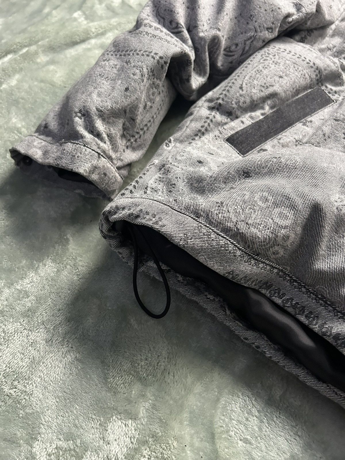 Hudson Hudson Hopps Paisley Bandana Jacket — Size Medium Size US M / EU 48-50 / 2 - 16 Thumbnail