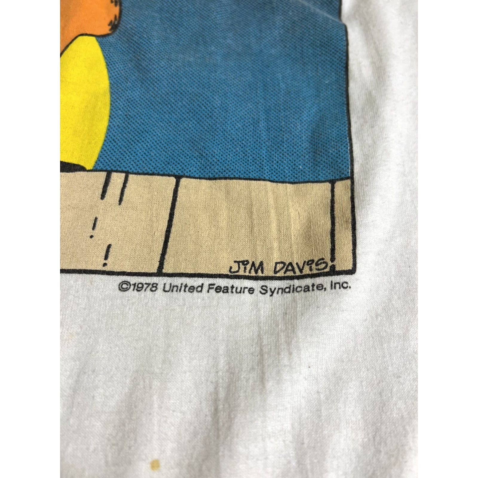 Vintage VINTAGE Sun Garfield T-Shirt White Large Men's Crew Neck Short Sleeve Single Stitch Size US L / EU 52-54 / 3 - 5 Thumbnail