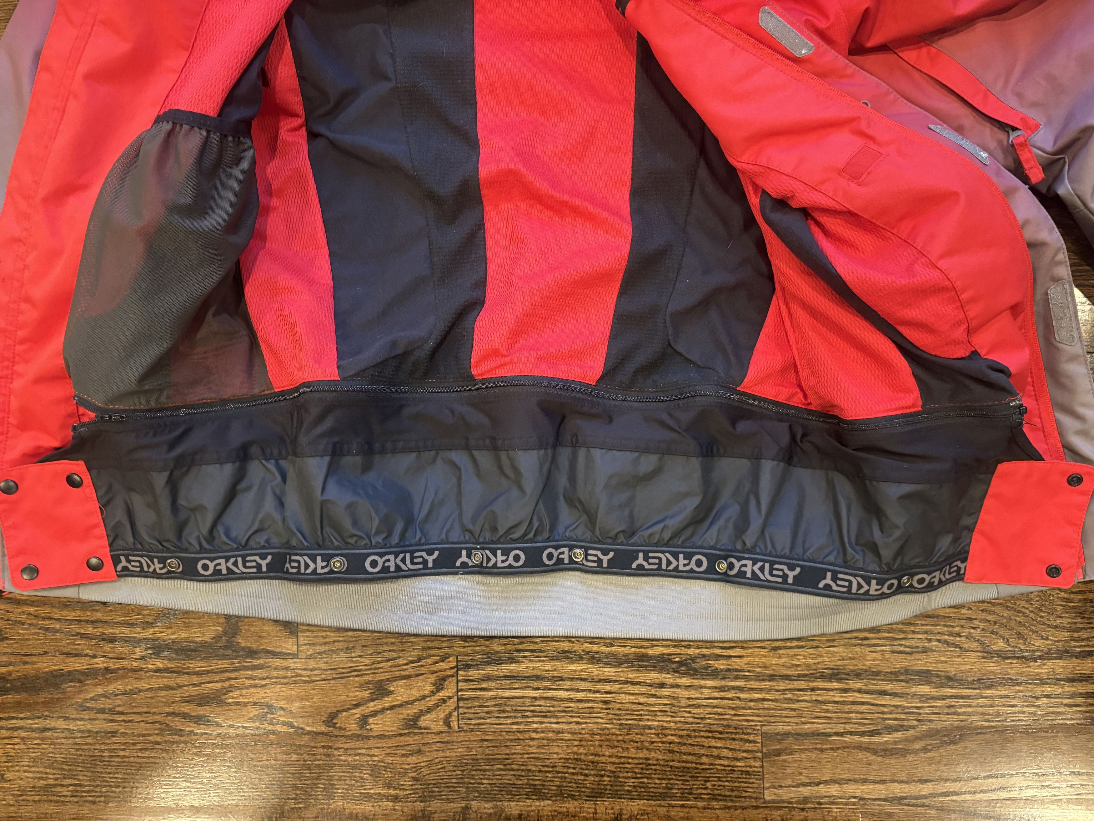 Oakley Oakley Tech Shell —Fall 2014 (FA14) Archival Variant Size US S / EU 44-46 / 1 - 5 Thumbnail
