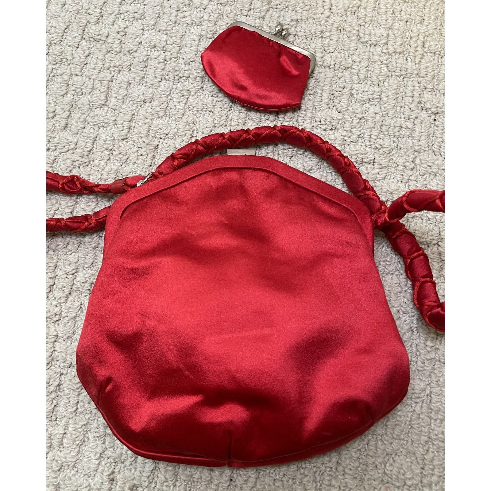 Gucci Vintage Gucci Red Pleated Satin Evening Bag Handbag Clutch Size ONE SIZE - 7 Thumbnail