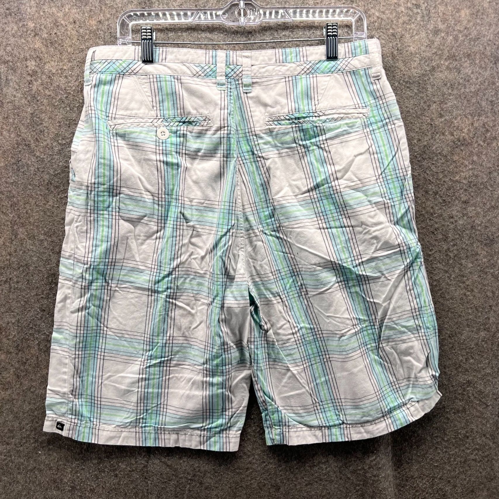 Quiksilver VINTAGE Quiksilver Shorts Men 34 White Blue Chino Flat Front Plaid Classic Y2K Size US 34 / EU 50 - 2 Thumbnail