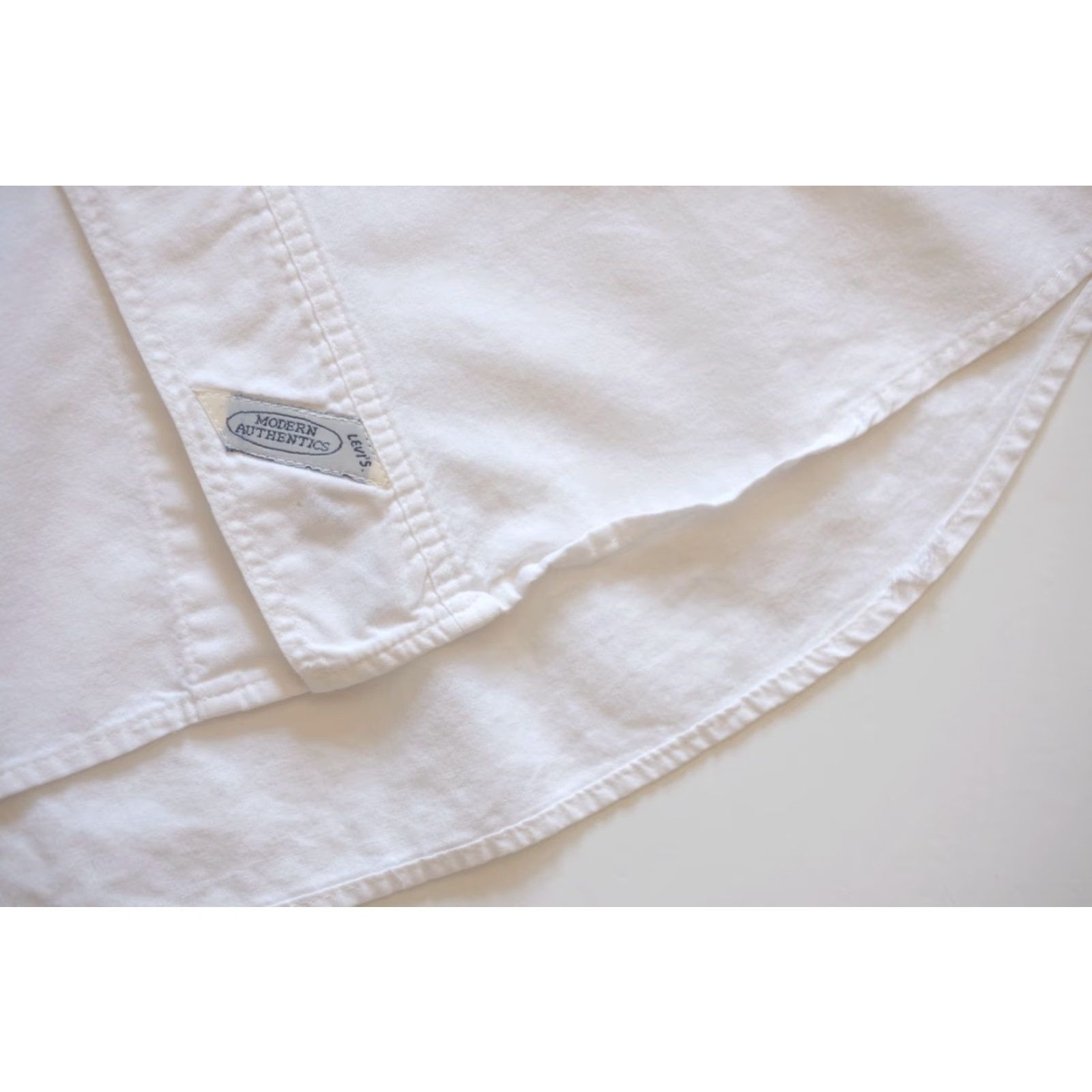 Levi's VINTAGE Levi's Shirt Button-Down Short Sleeve Cotton 1992 90s M White Mens Shirt Size US M / EU 48-50 / 2 - 7 Thumbnail