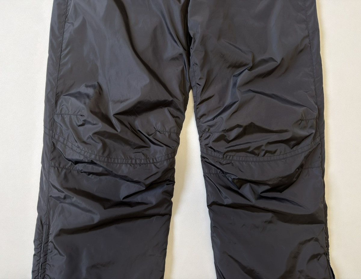Prada Mid 2000s Black Nylon Ski Trousers Size 26" / US 2 / IT 38 - 9 Thumbnail
