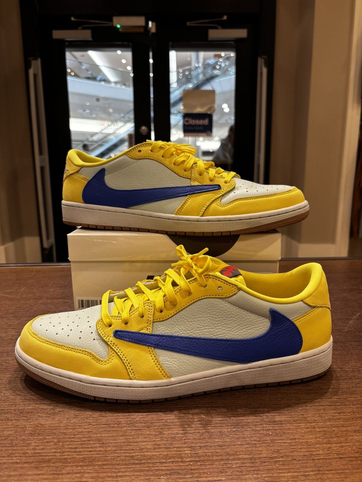 Jordan 1 Low Travis Scott Canary Yellow