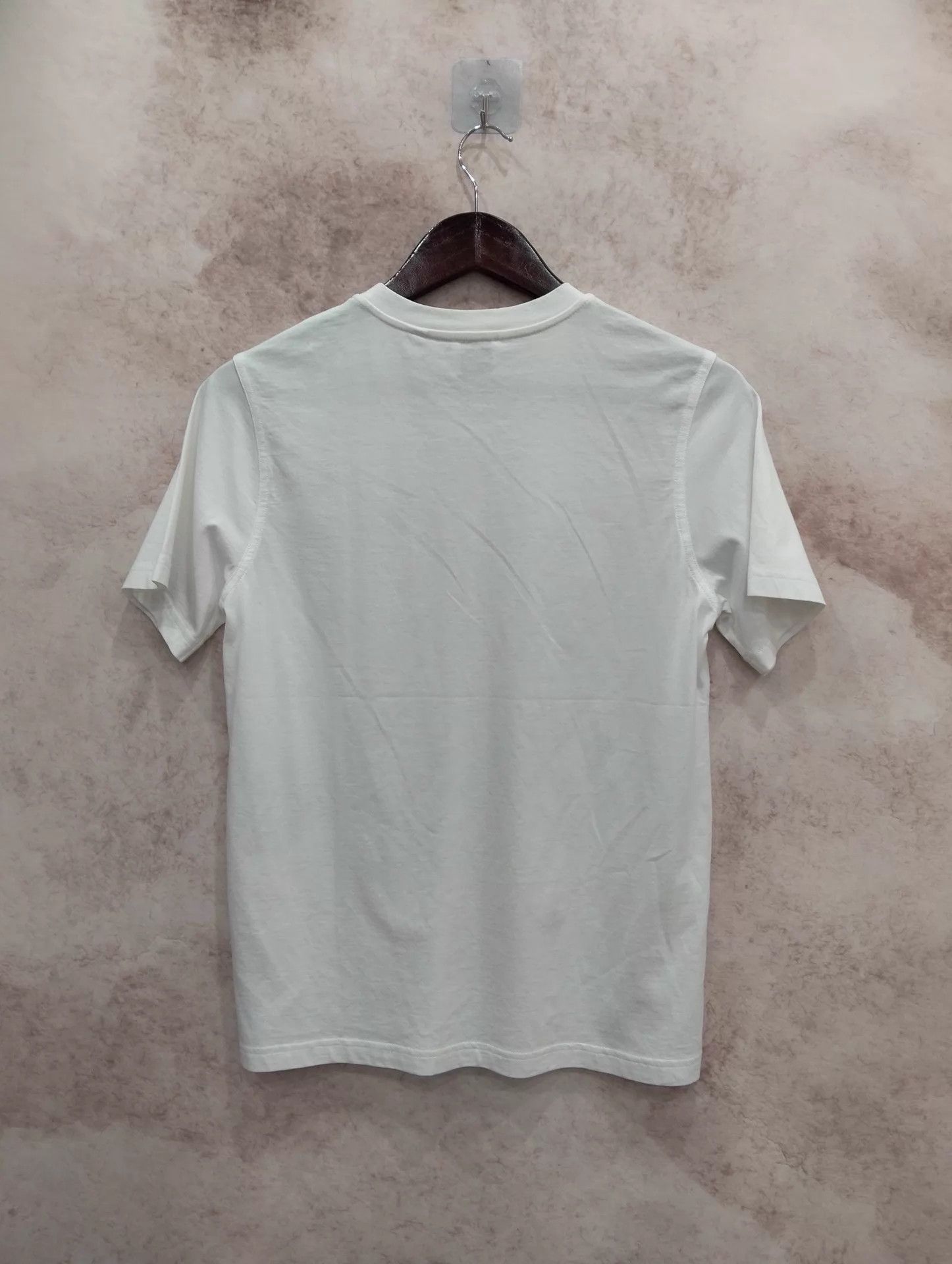 Burberry Burberry 3D Logo Embroidery Short Sleeve T-Shirt S Size S / US 4 / IT 40 - 2 Thumbnail