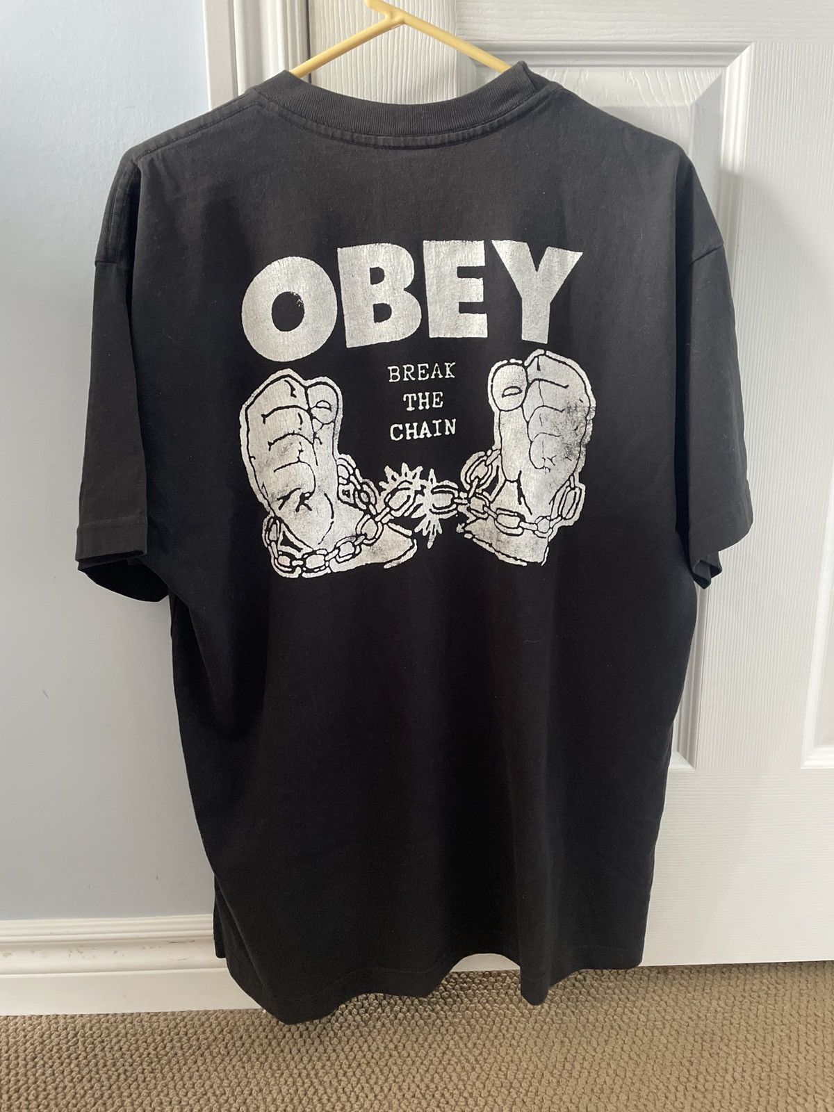 Obey Obey Break The Chain Tee Size US L / EU 52-54 / 3 - 2 Thumbnail