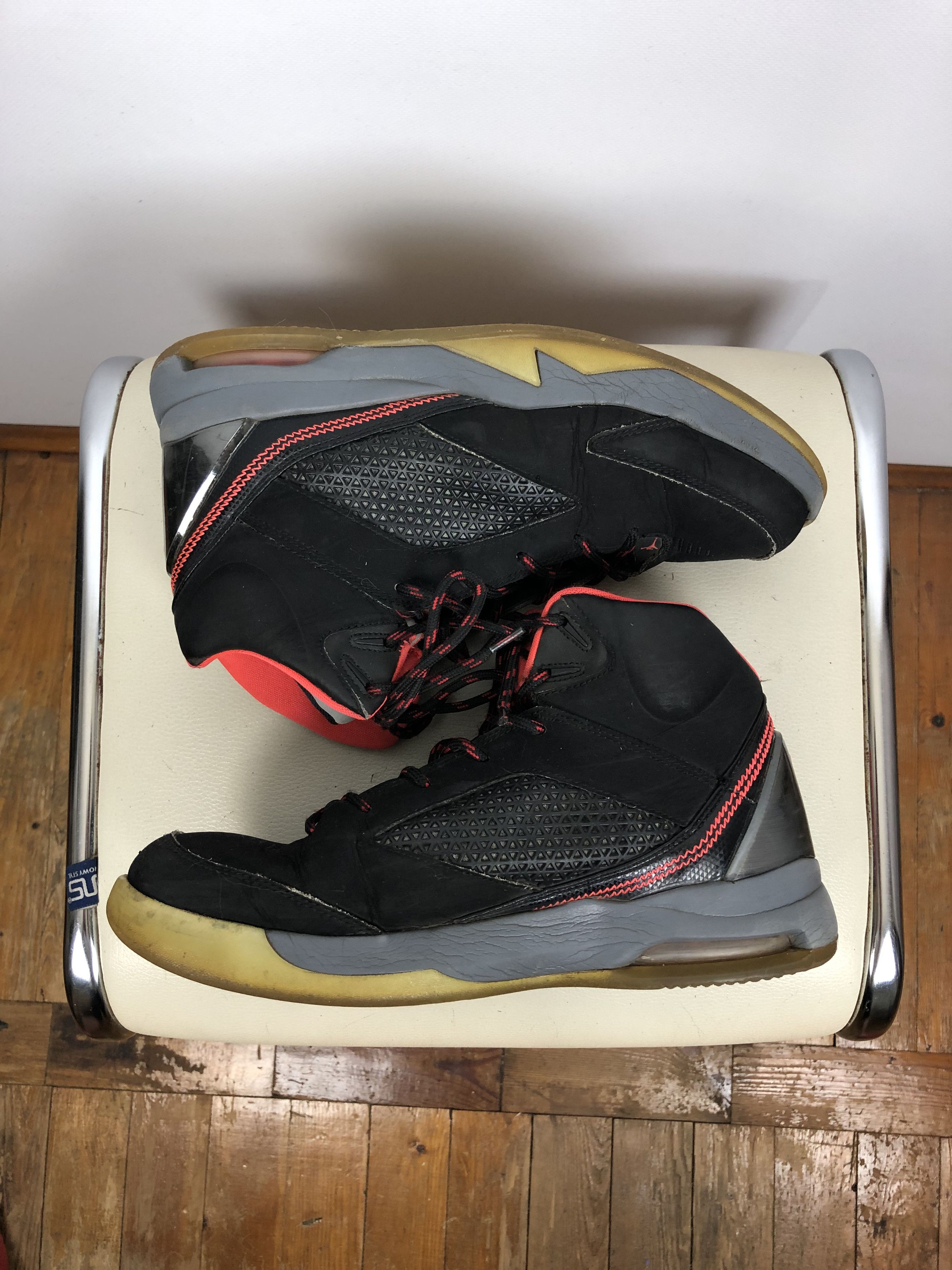 Jordan Brand Nike Jordan Flight Remix Black Infrared 679680-020 Shoes Size US 8.5 / EU 41-42 - 6 Thumbnail