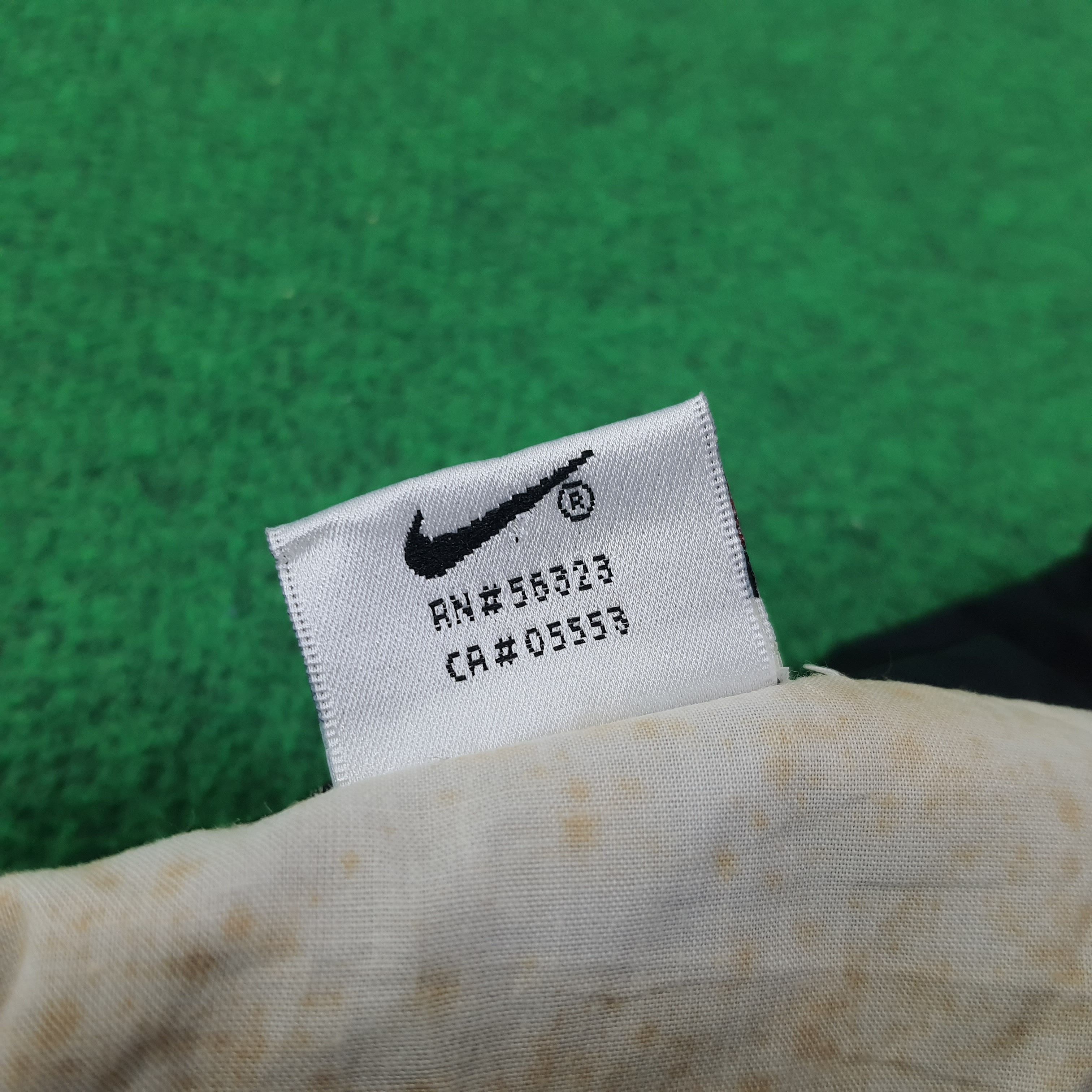 Nike Vintage Nike 90s Coach Jacket C262N14 Size US XL / EU 56 / 4 - 6 Thumbnail