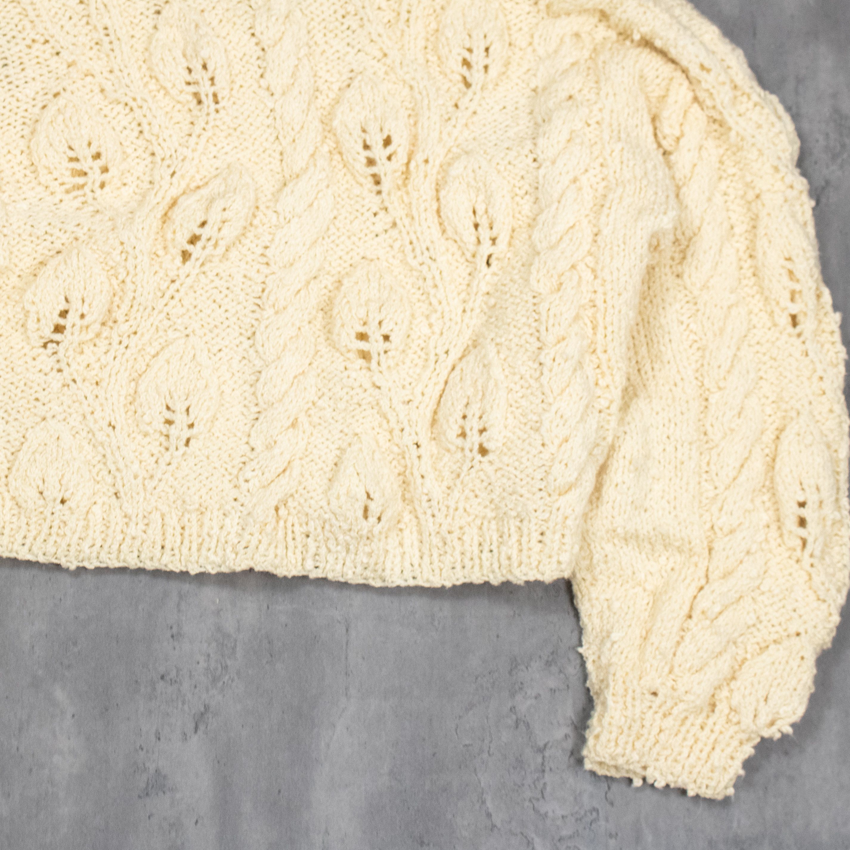Japanese Brand VTG's 80's Flower Cable Cream Brown Cropped Cardigan Sweater Size US L / EU 52-54 / 3 - 7 Thumbnail