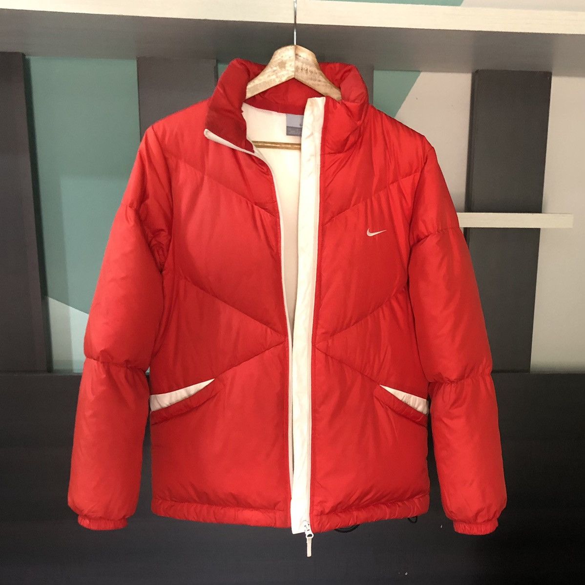 image of Nike White Duck Down Feathers Puffer Jacket in Red, Men's (Size Medium)