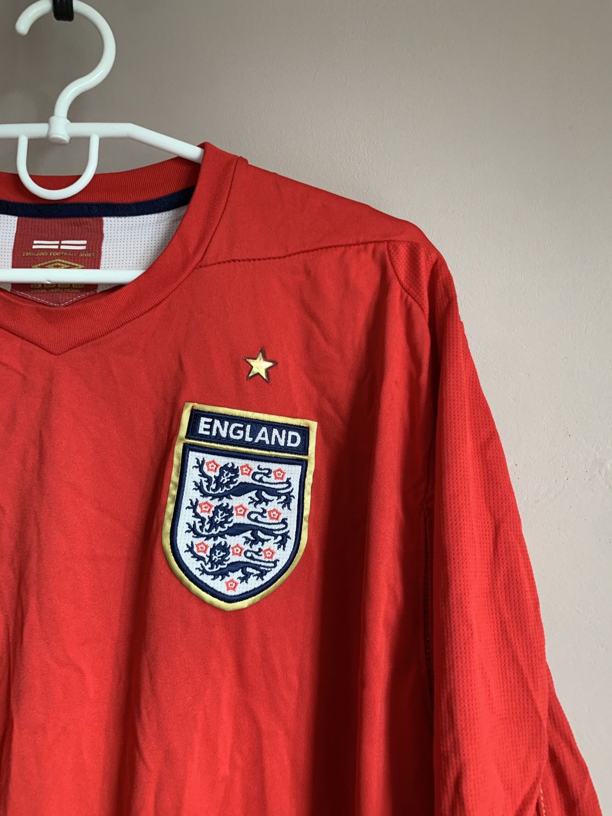 Umbro × Vintage England 2006 Away Football Shirt Umbro Vintage GERRARD #4 Size US XXL / EU 58 / 5 - 4 Thumbnail