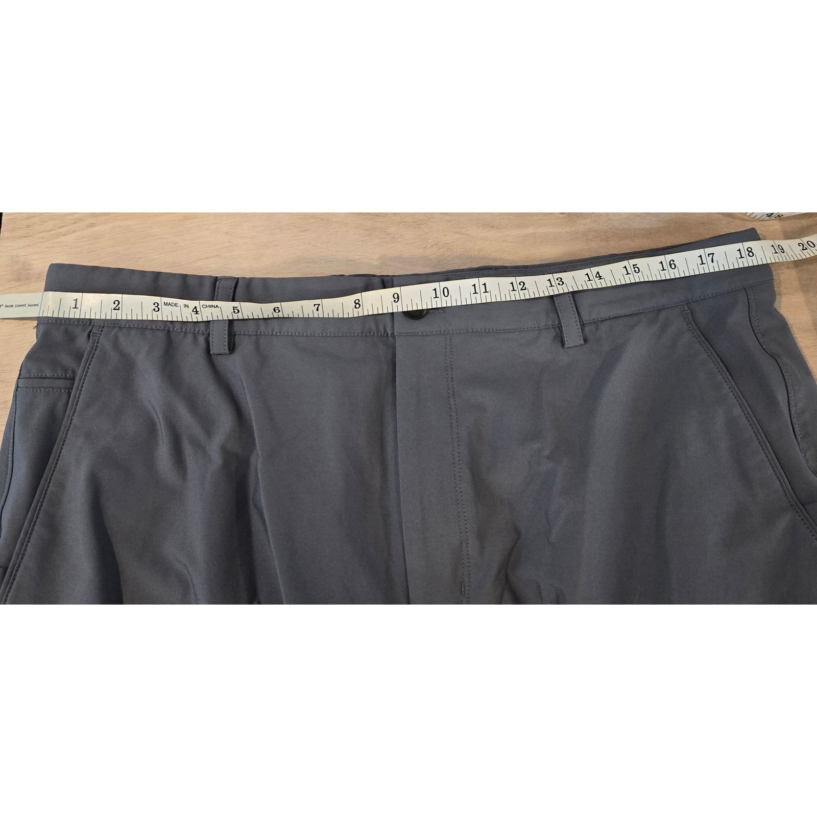 Greg Norman Greg Norman golf shorts sz 38 gray Size US 38 / EU 54 - 7 Thumbnail
