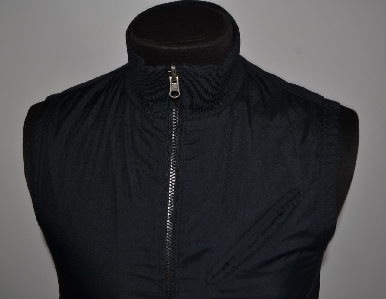 Nike × Nike ACG × Vintage Nike ACG Vintage Mens Vest Black Size S Size US S / EU 44-46 / 1 - 3 Thumbnail