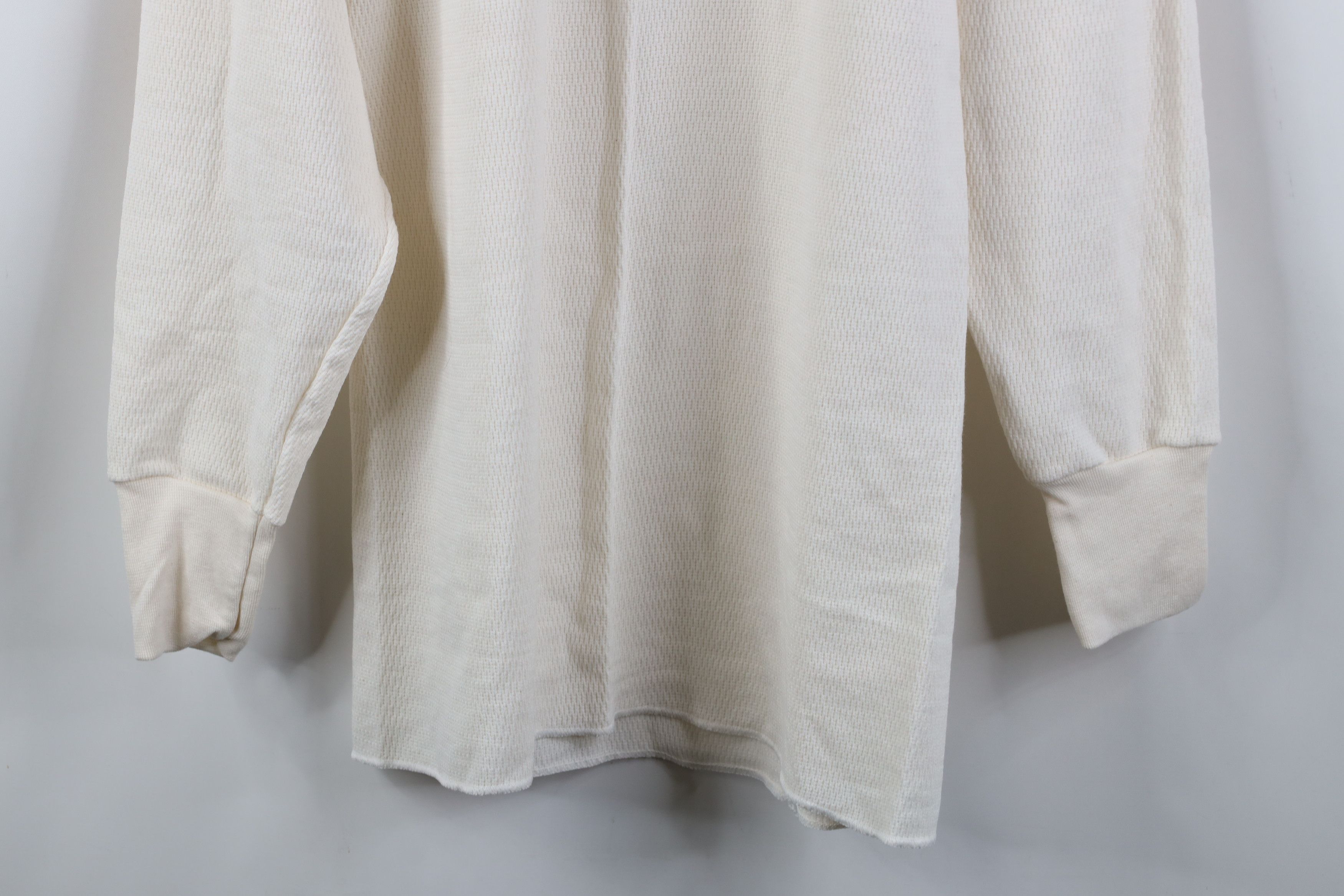 Vintage Vintage Y2K Streetwear Waffle Knit Long Sleeve T-Shirt Cream Size US XL / EU 56 / 4 - 3 Thumbnail