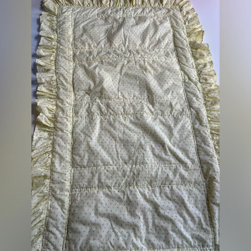 Designer Vintage embroidered Quilted Blanket Size ONE SIZE - 4 Thumbnail