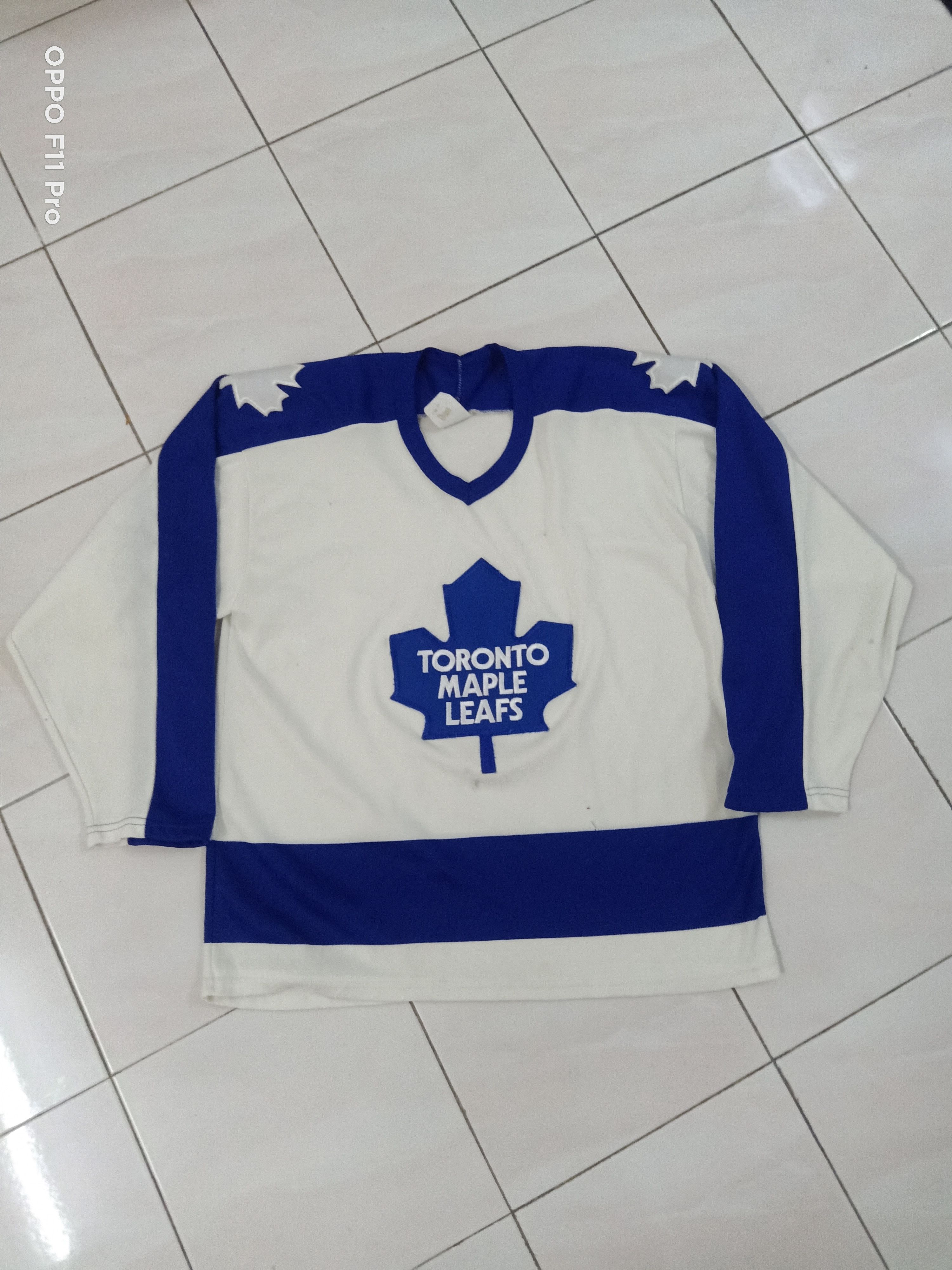 Hockey Skateboards Authentic CCM Late 80s Toronto Maple Leaf Size US L / EU 52-54 / 3 - 3 Thumbnail
