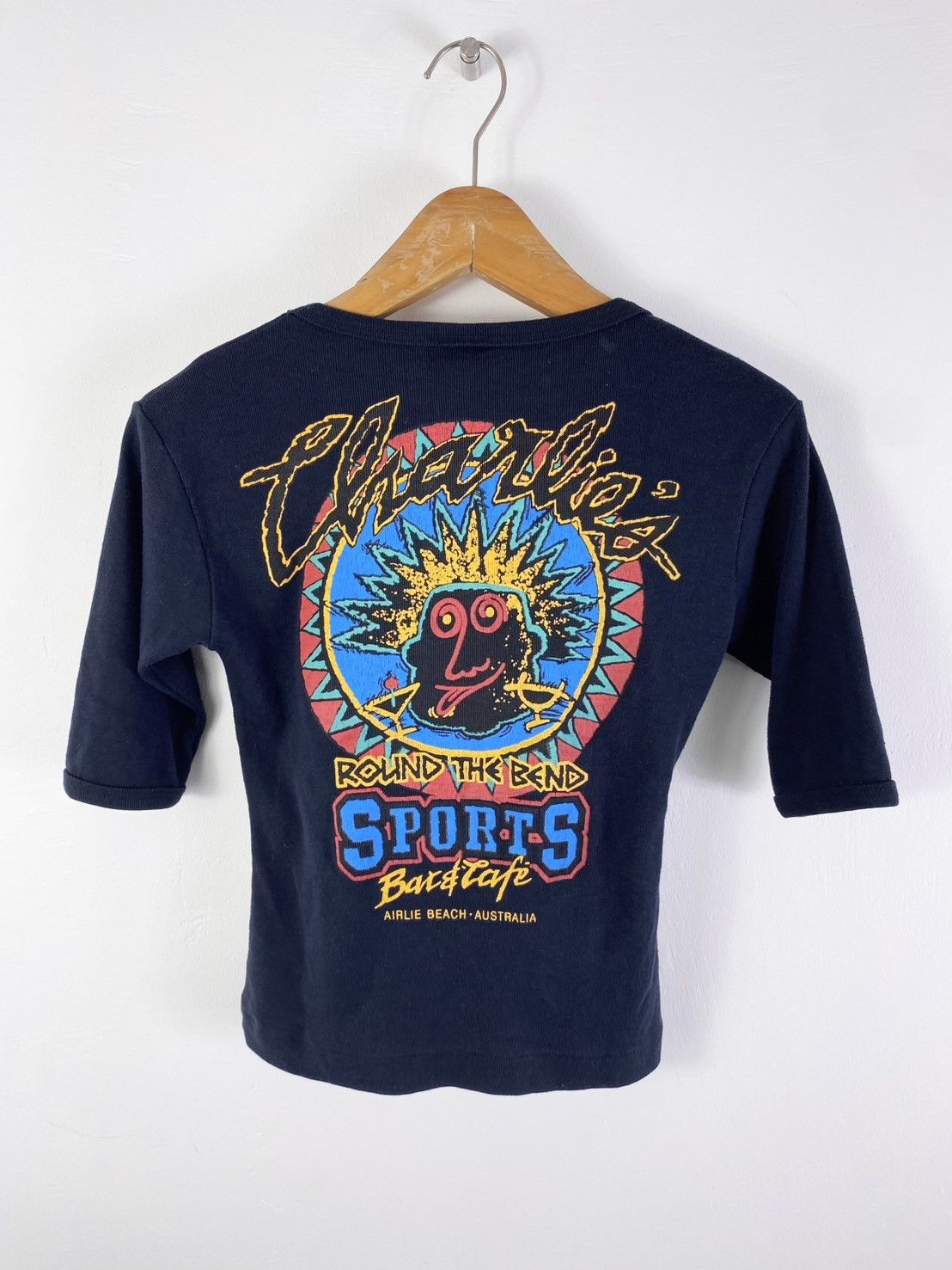 Vintage Vintage Charlie's Sports Australia Graphic Tee Size ONE SIZE - 7 Thumbnail