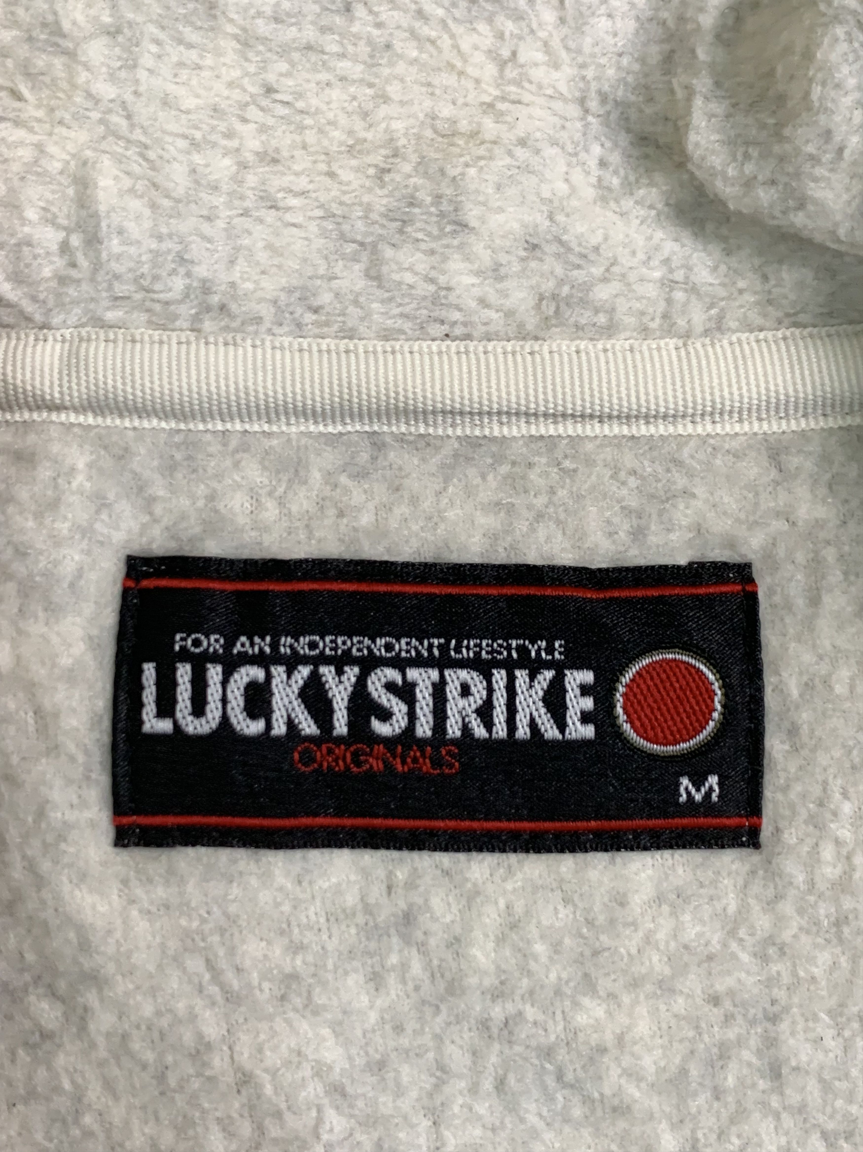 Japanese Brand × Vintage Rare Design Vintage Lucky Strike Half Zipper Fleece Sweater Size US M / EU 48-50 / 2 - 4 Thumbnail