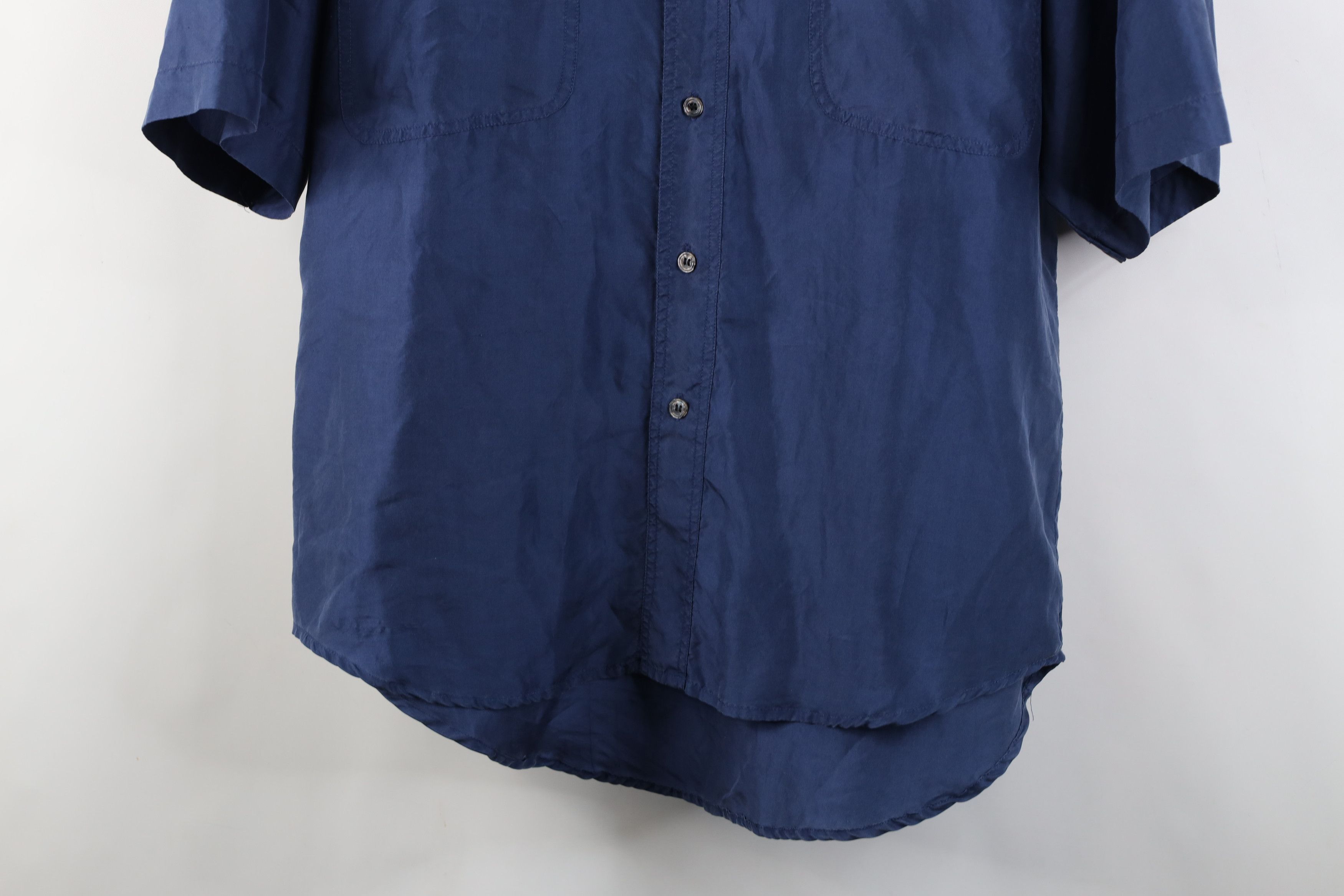 Vintage Vintage 90s Streetwear Silk Short Sleeve Button Shirt Blue Size US S / EU 44-46 / 1 - 3 Thumbnail